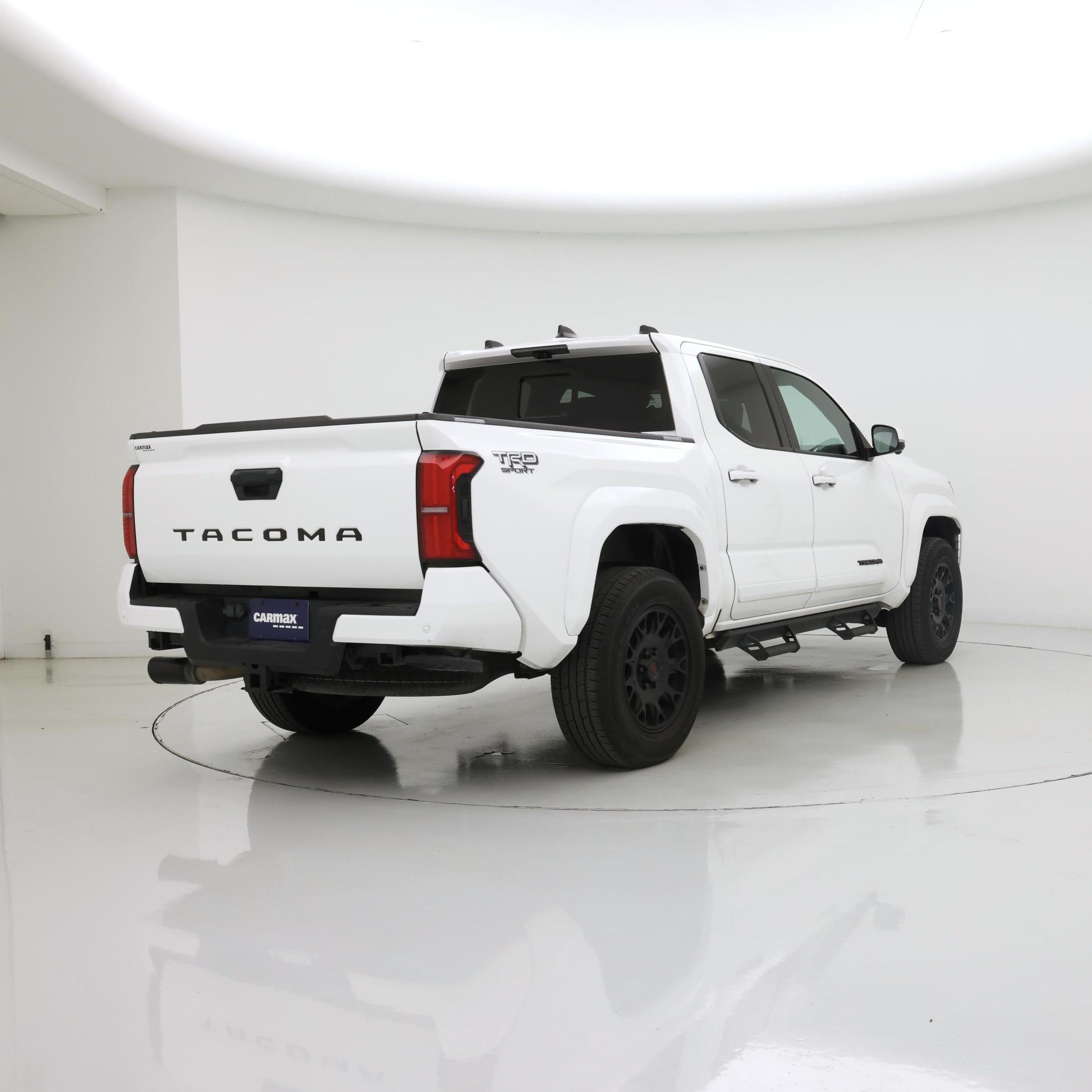 Thumbnail: 2024 Toyota Tacoma - 8