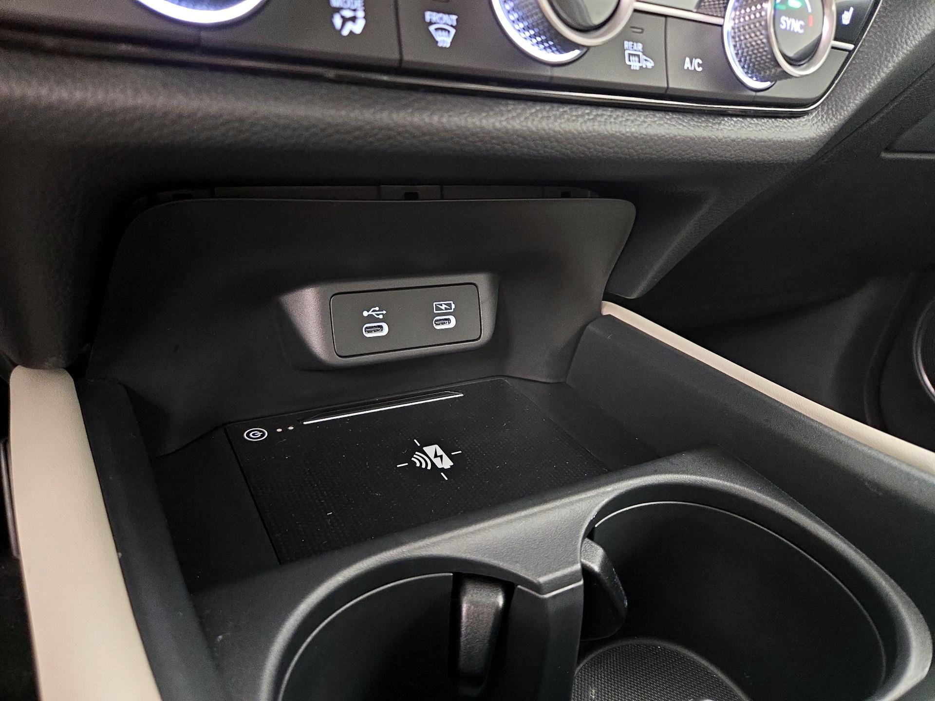 Thumbnail: 2026 Honda HR-V - 16