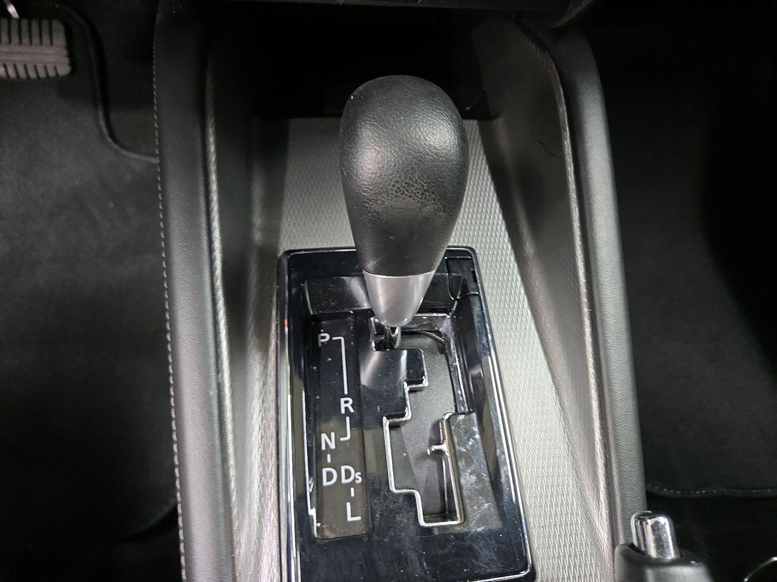 2025 Mitsubishi Outlander Sport ES - Photo 18