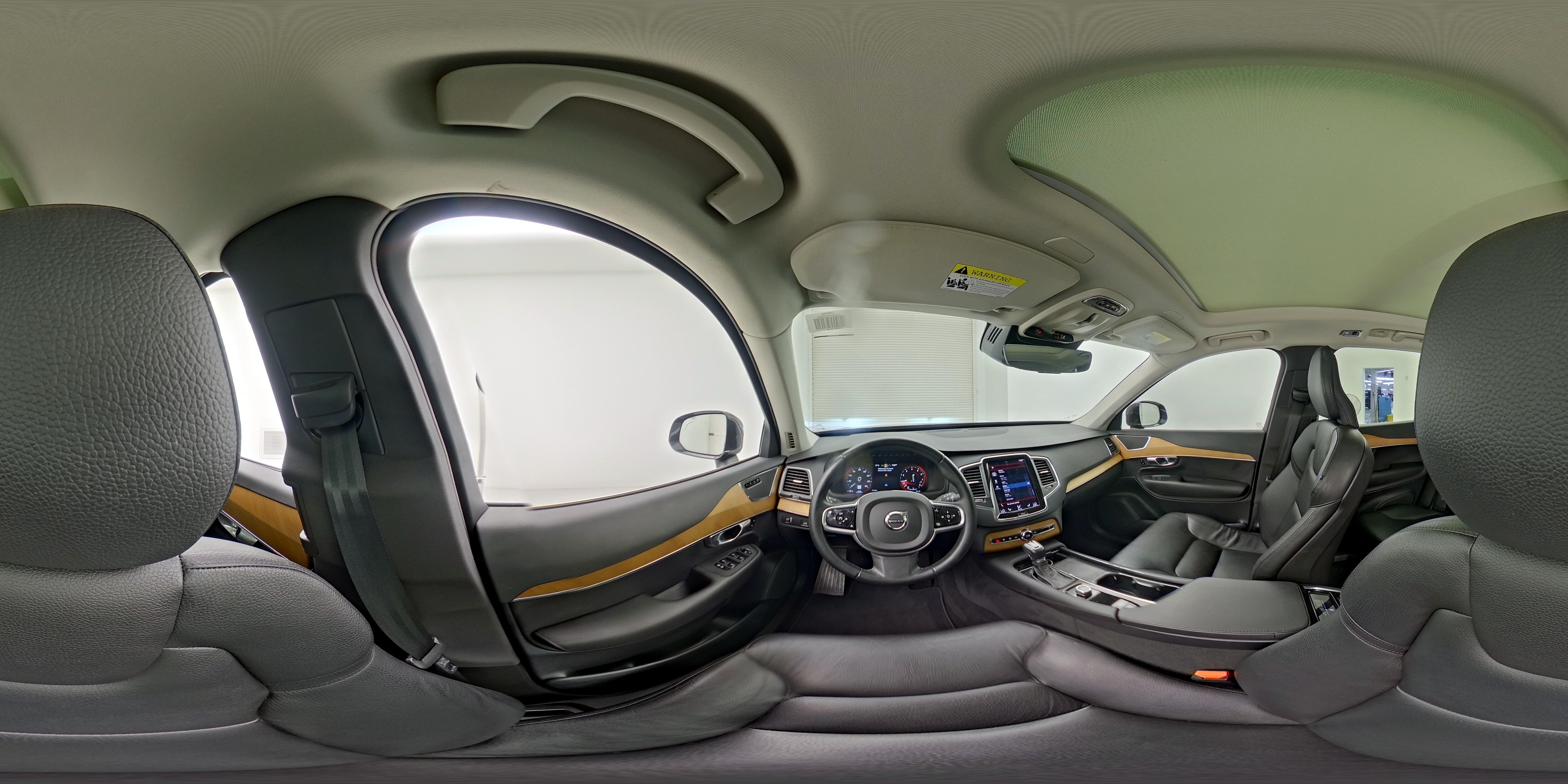 2022 Volvo XC90 Momentum - Photo 29