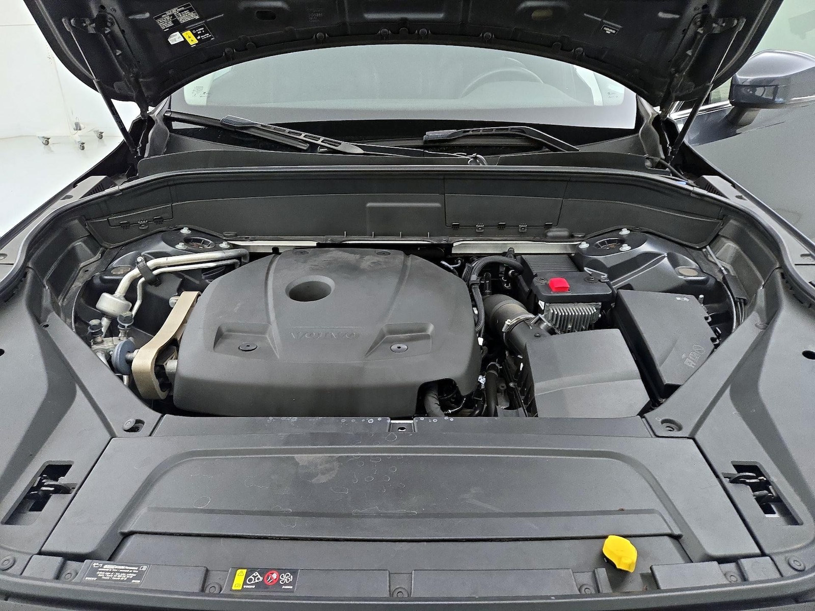 2022 Volvo XC90 Momentum - Photo 25