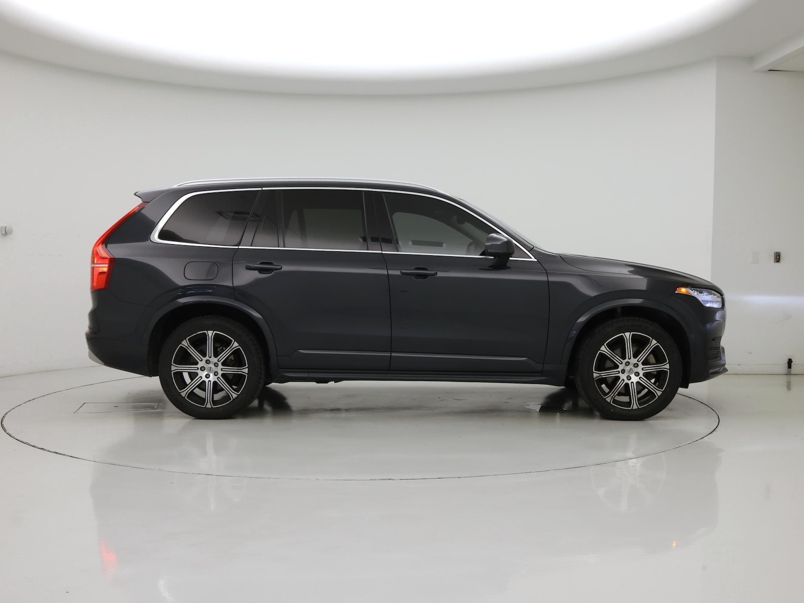 2022 Volvo XC90 Momentum - Photo 8