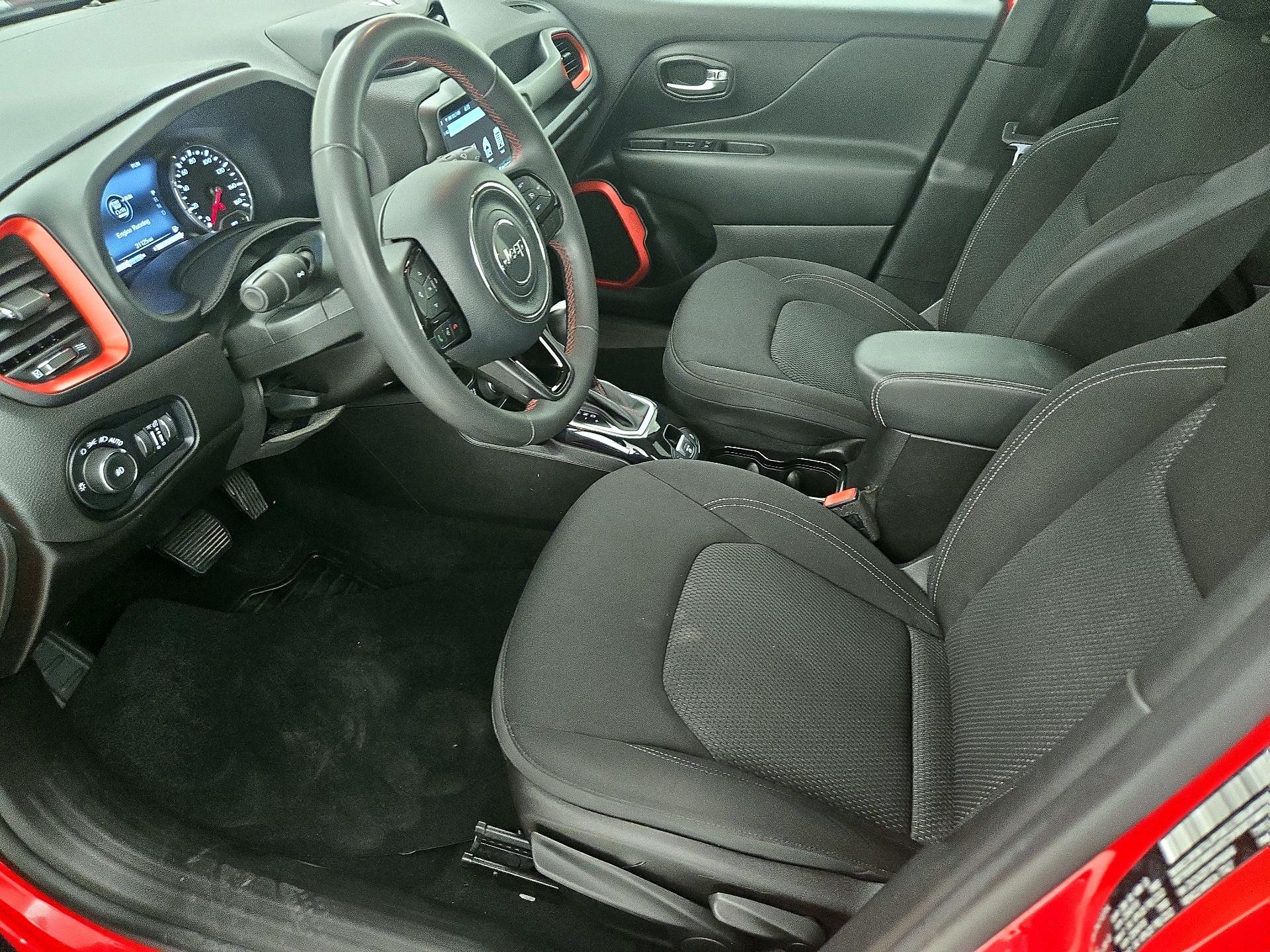 Thumbnail: 2022 Jeep Renegade - 9
