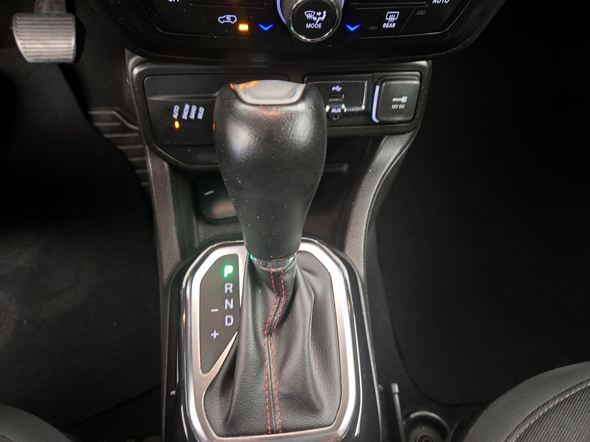 Thumbnail: 2022 Jeep Renegade - 16