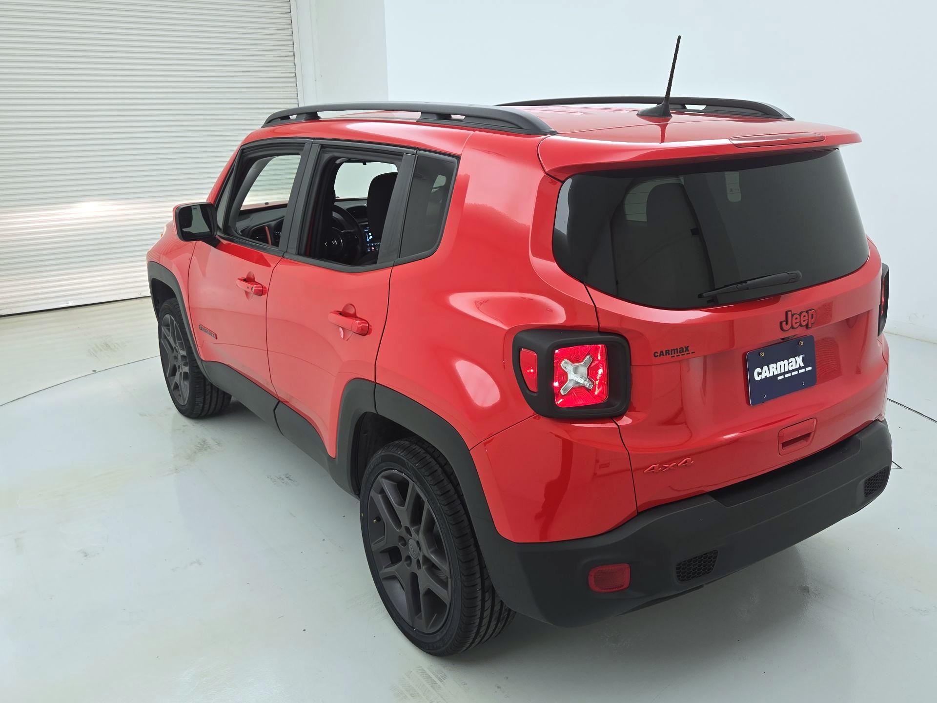 Thumbnail: 2022 Jeep Renegade - 7