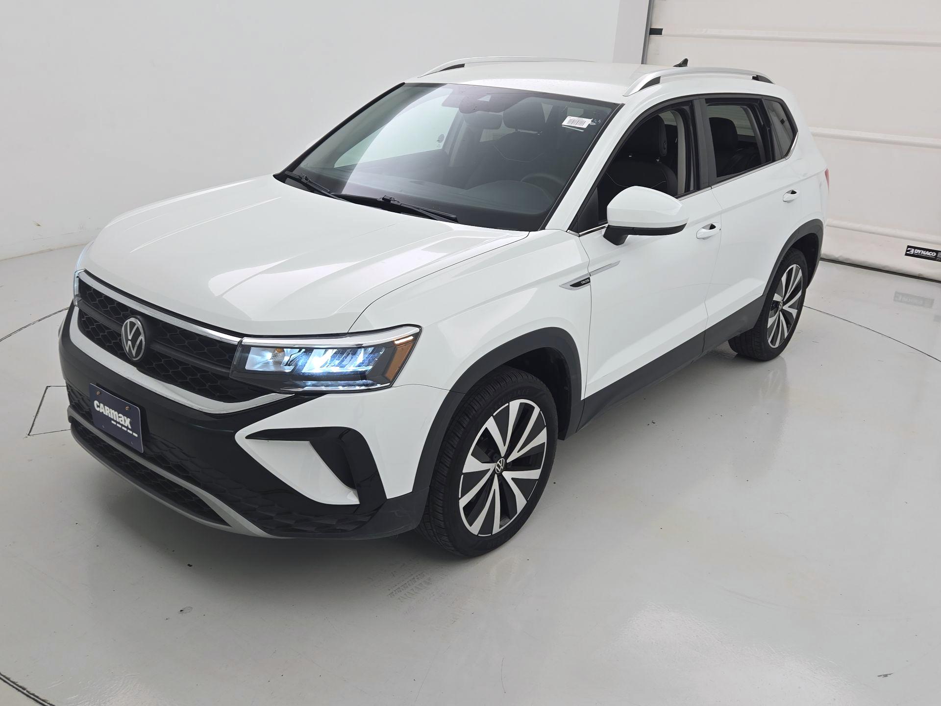 Thumbnail: 2024 Volkswagen Taos - 3