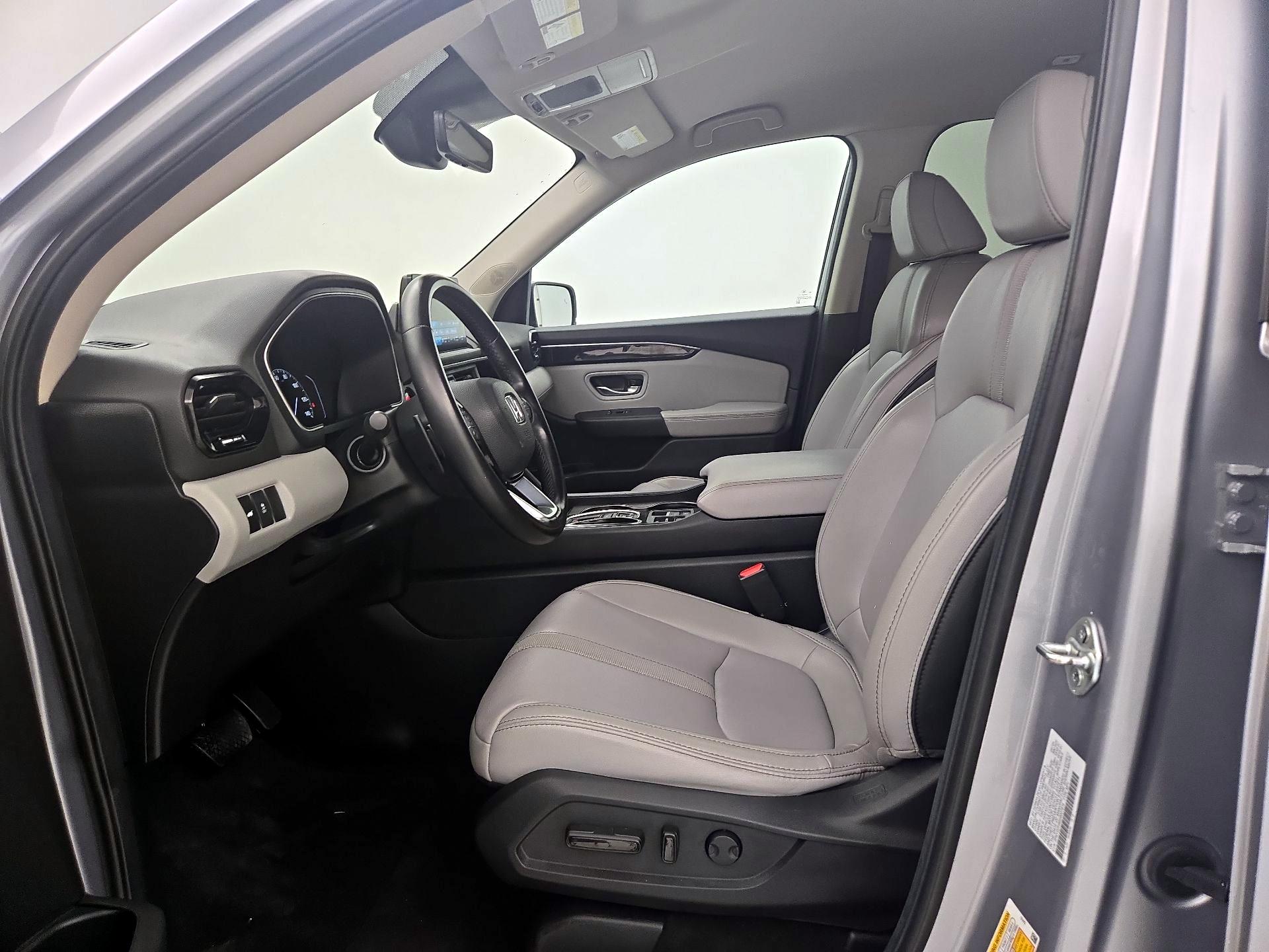 Thumbnail: 2025 Honda Pilot - 11