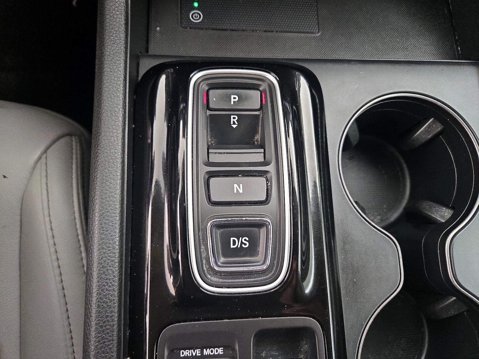 2025 Honda Pilot EX-L - Photo 18