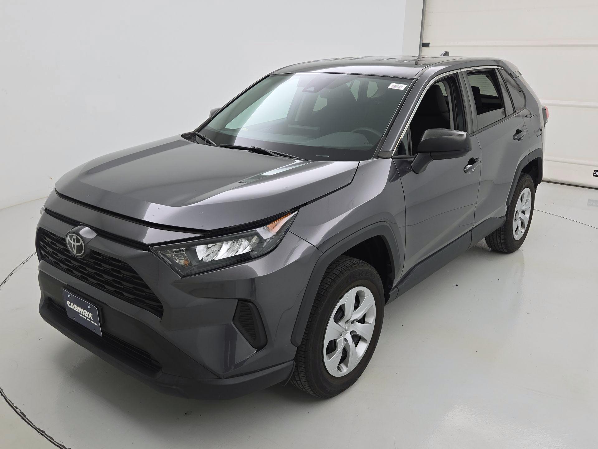 Thumbnail: 2022 Toyota RAV4 - 3
