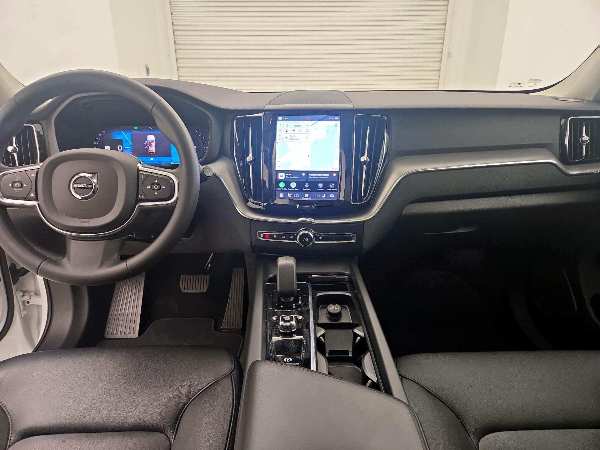 Thumbnail: 2023 Volvo XC60 - 9