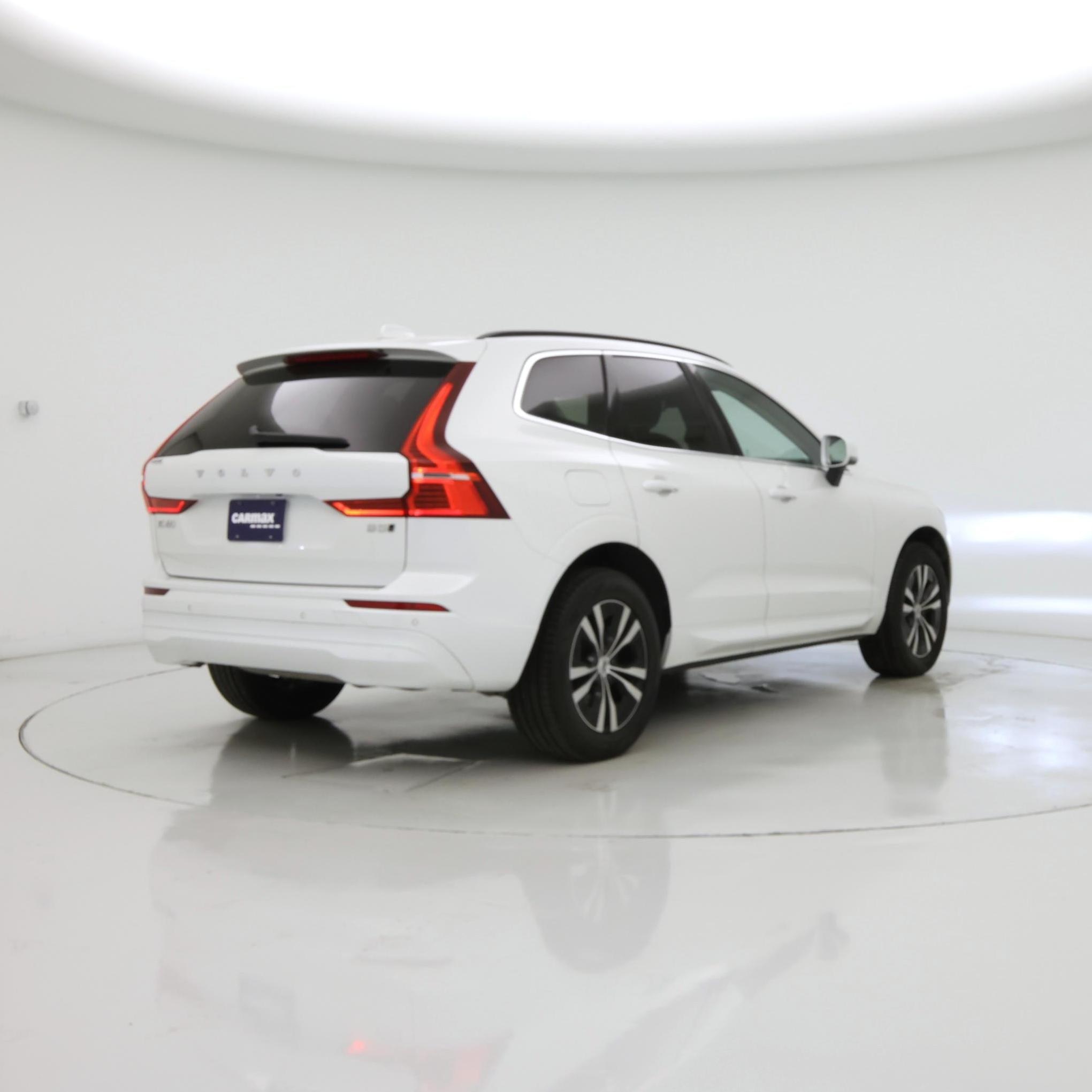 Thumbnail: 2023 Volvo XC60 - 8