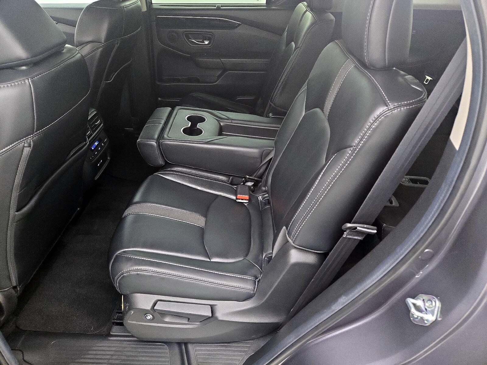 Rear Air Conditioning