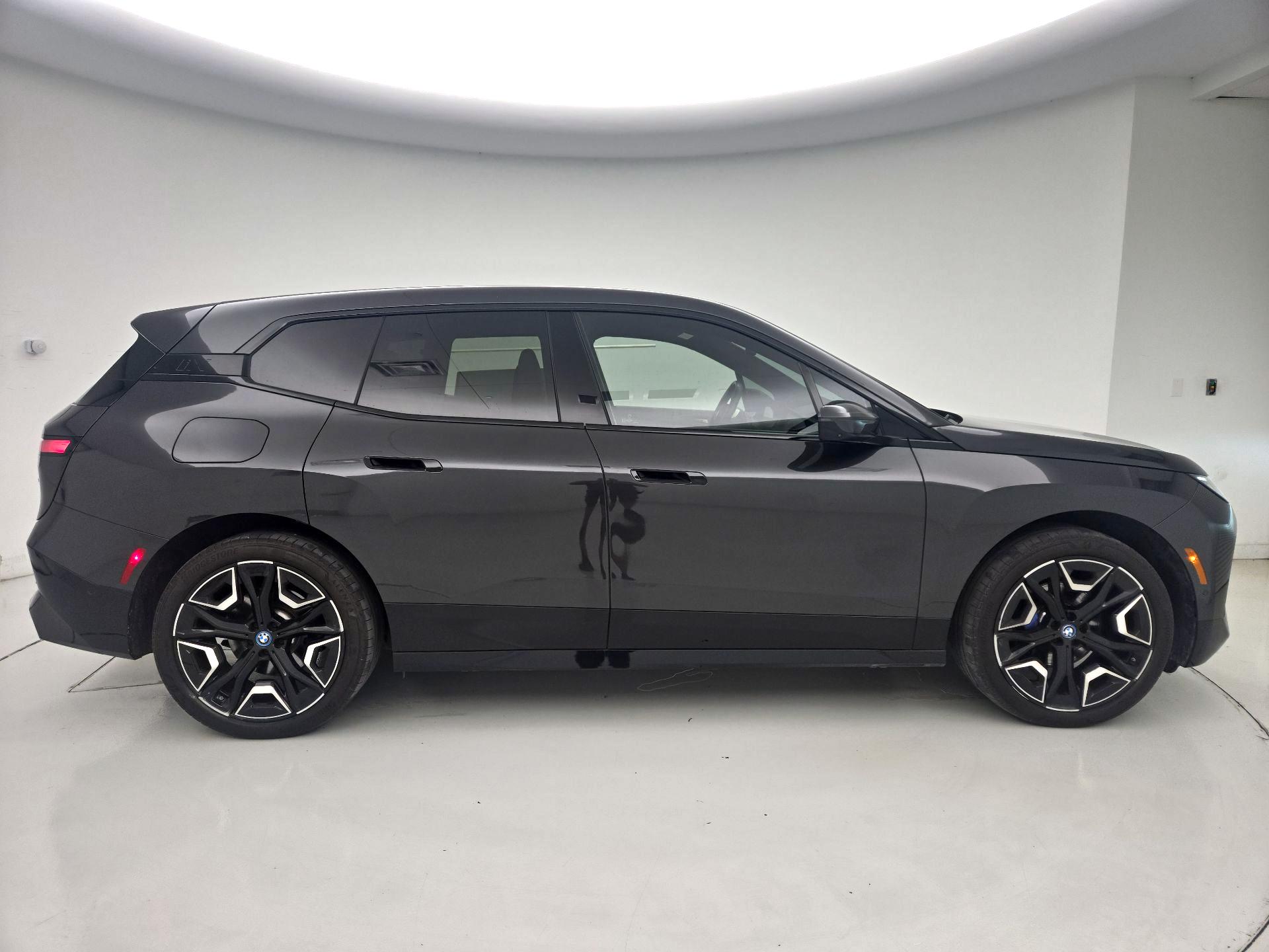 Thumbnail: 2024 BMW iX - 4