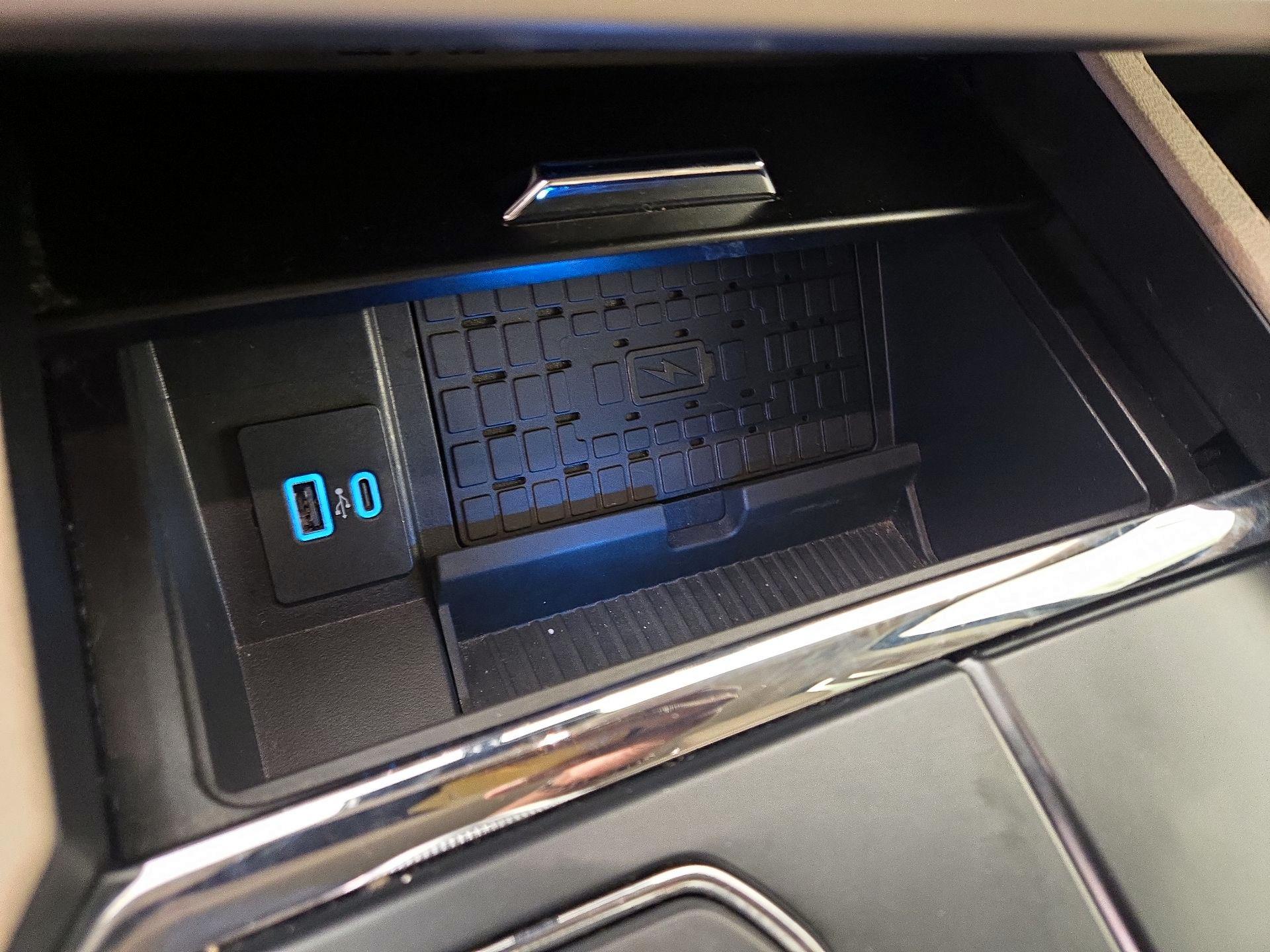 Thumbnail: 2024 Ford Expedition - 16