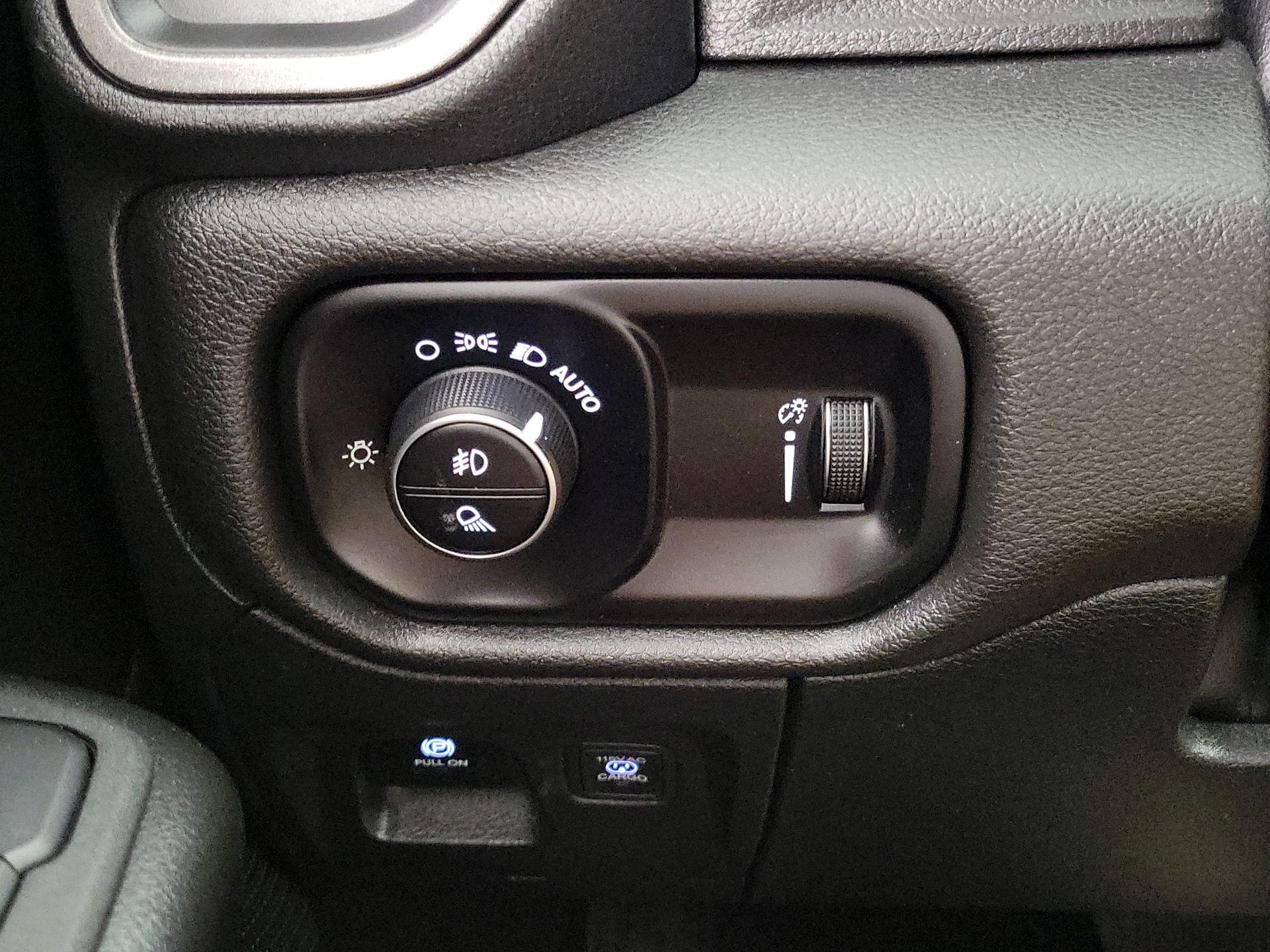 Thumbnail: 2025 RAM 1500 - 13