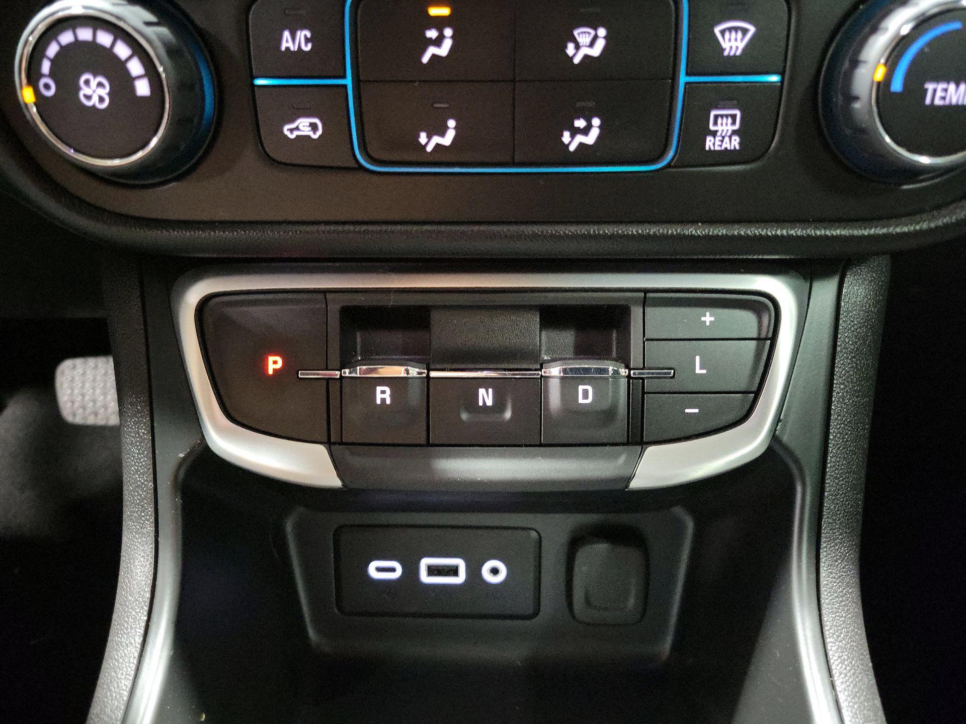 Thumbnail: 2024 GMC Terrain - 17