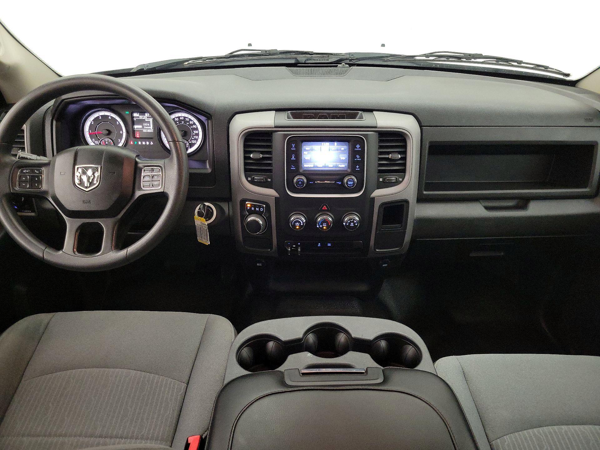 Thumbnail: 2023 RAM 1500 Classic - 9