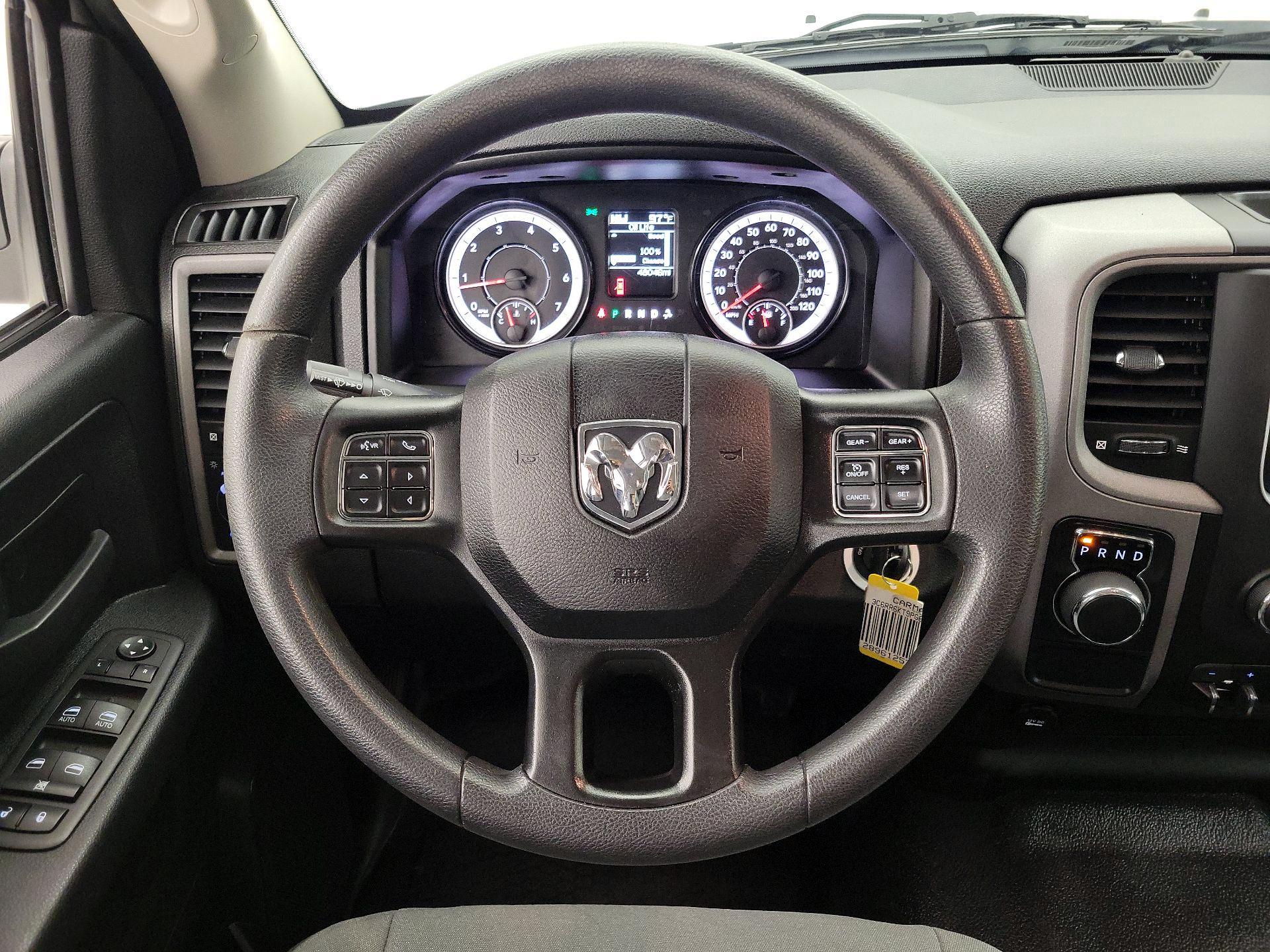 Thumbnail: 2023 RAM 1500 Classic - 10