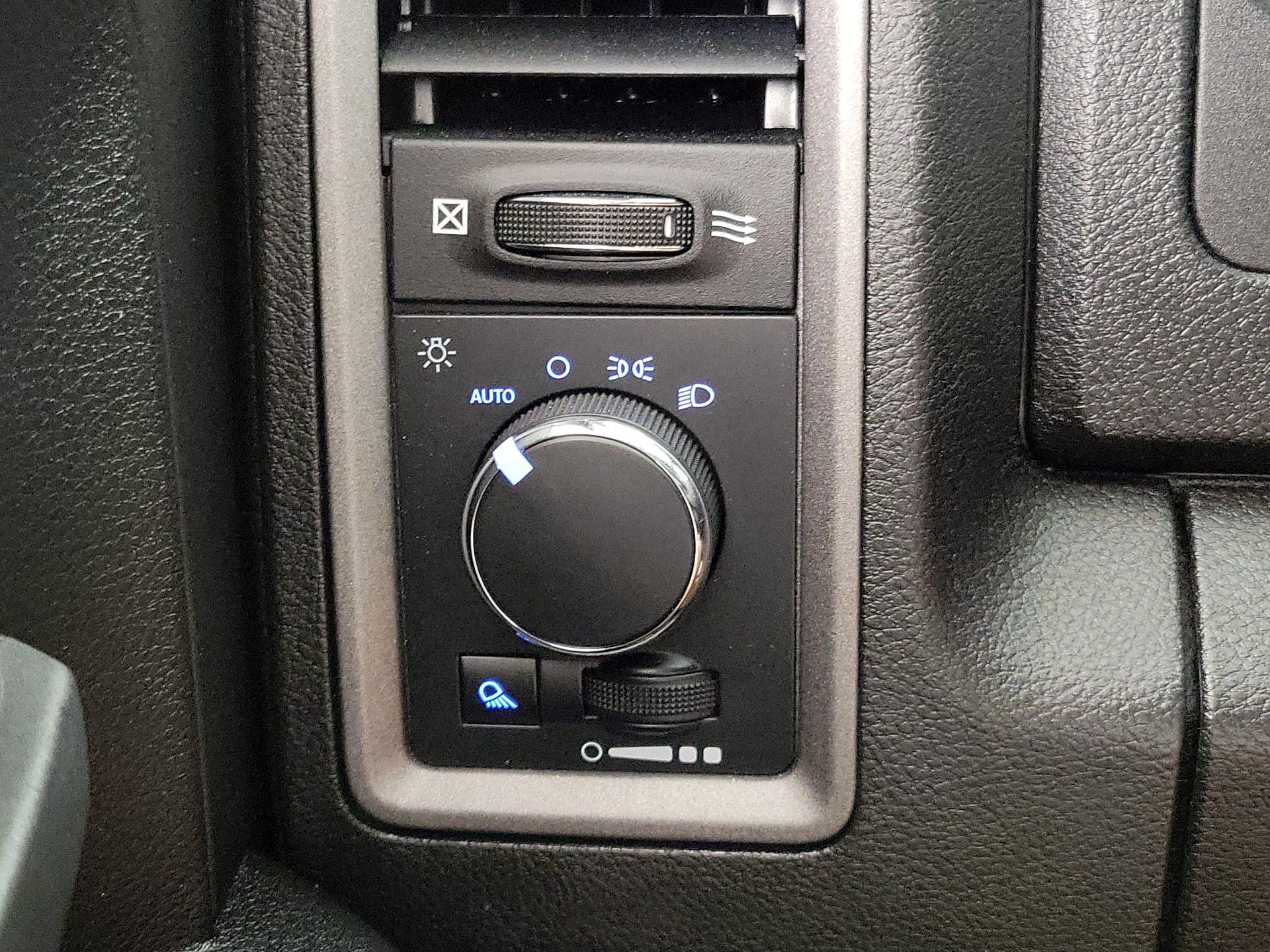 Thumbnail: 2023 RAM 1500 Classic - 13