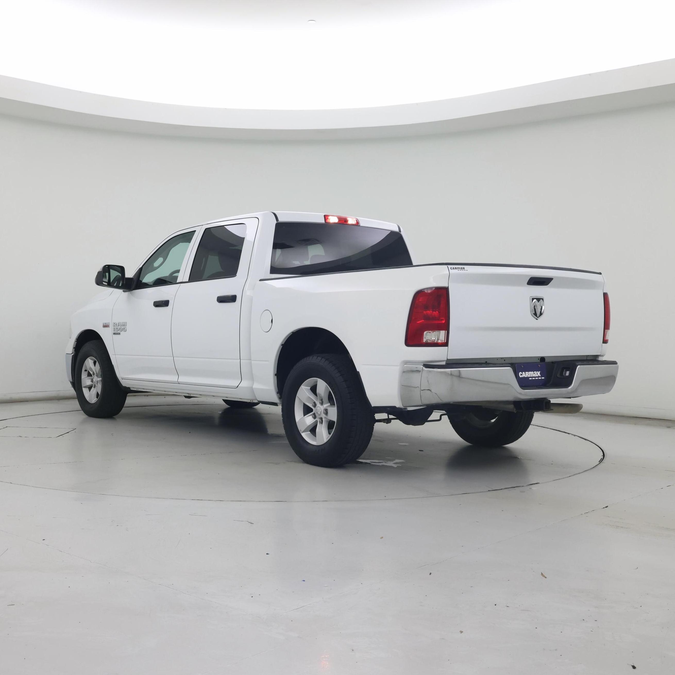 Thumbnail: 2023 RAM 1500 Classic - 2