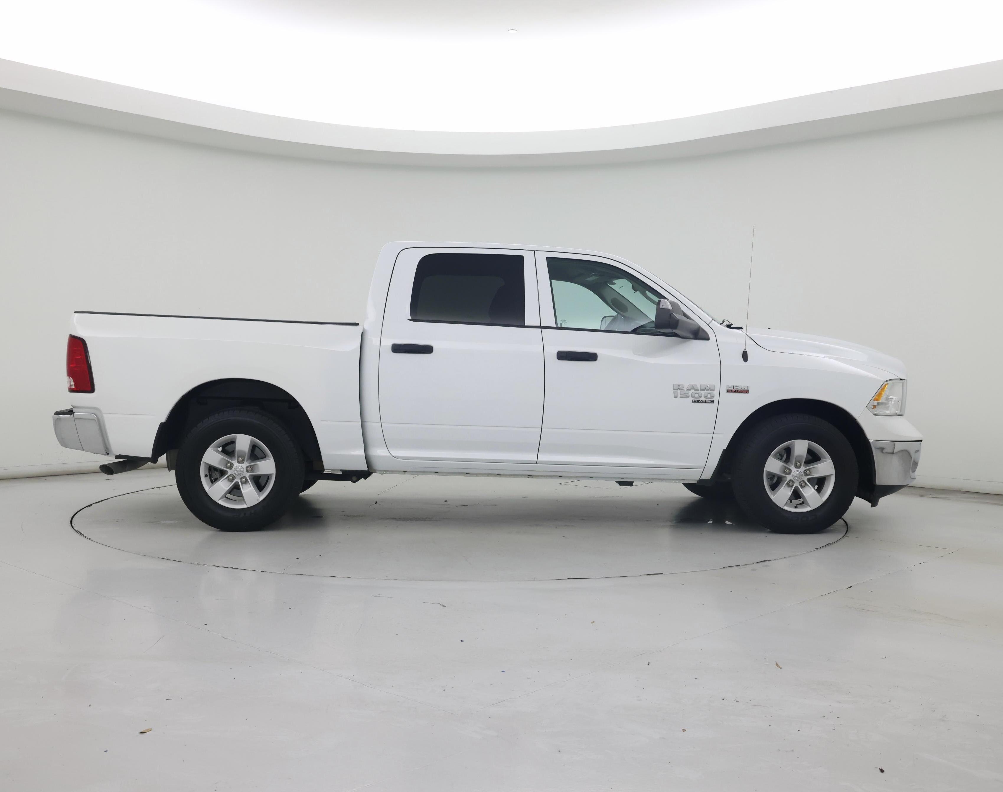 Thumbnail: 2023 RAM 1500 Classic - 7