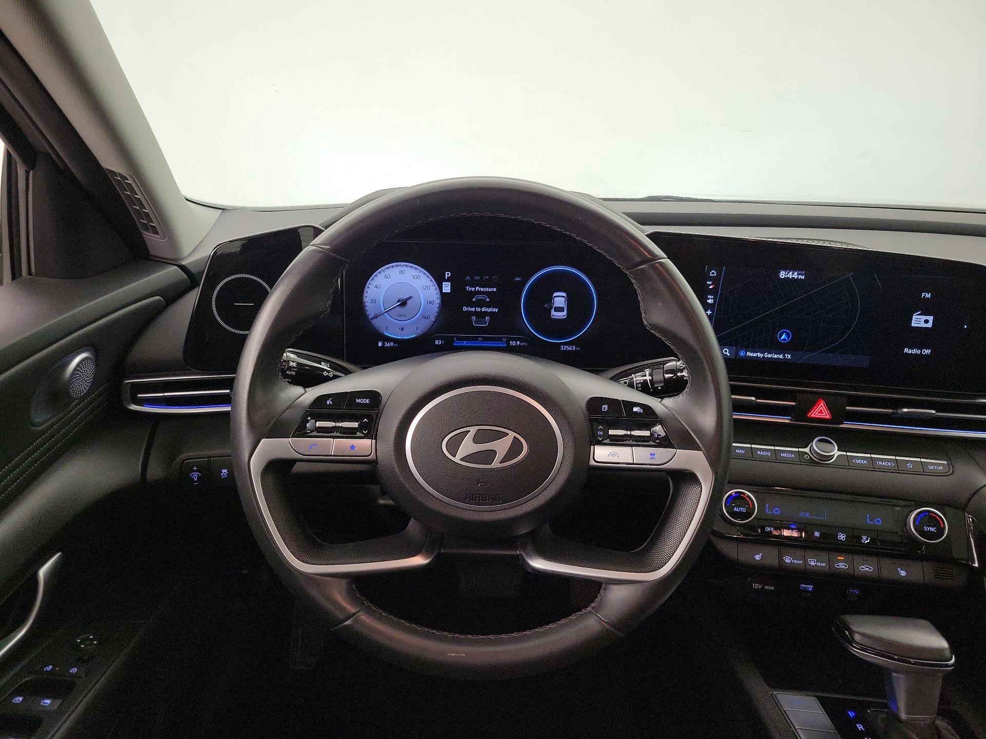 Thumbnail: 2025 Hyundai Elantra - 10