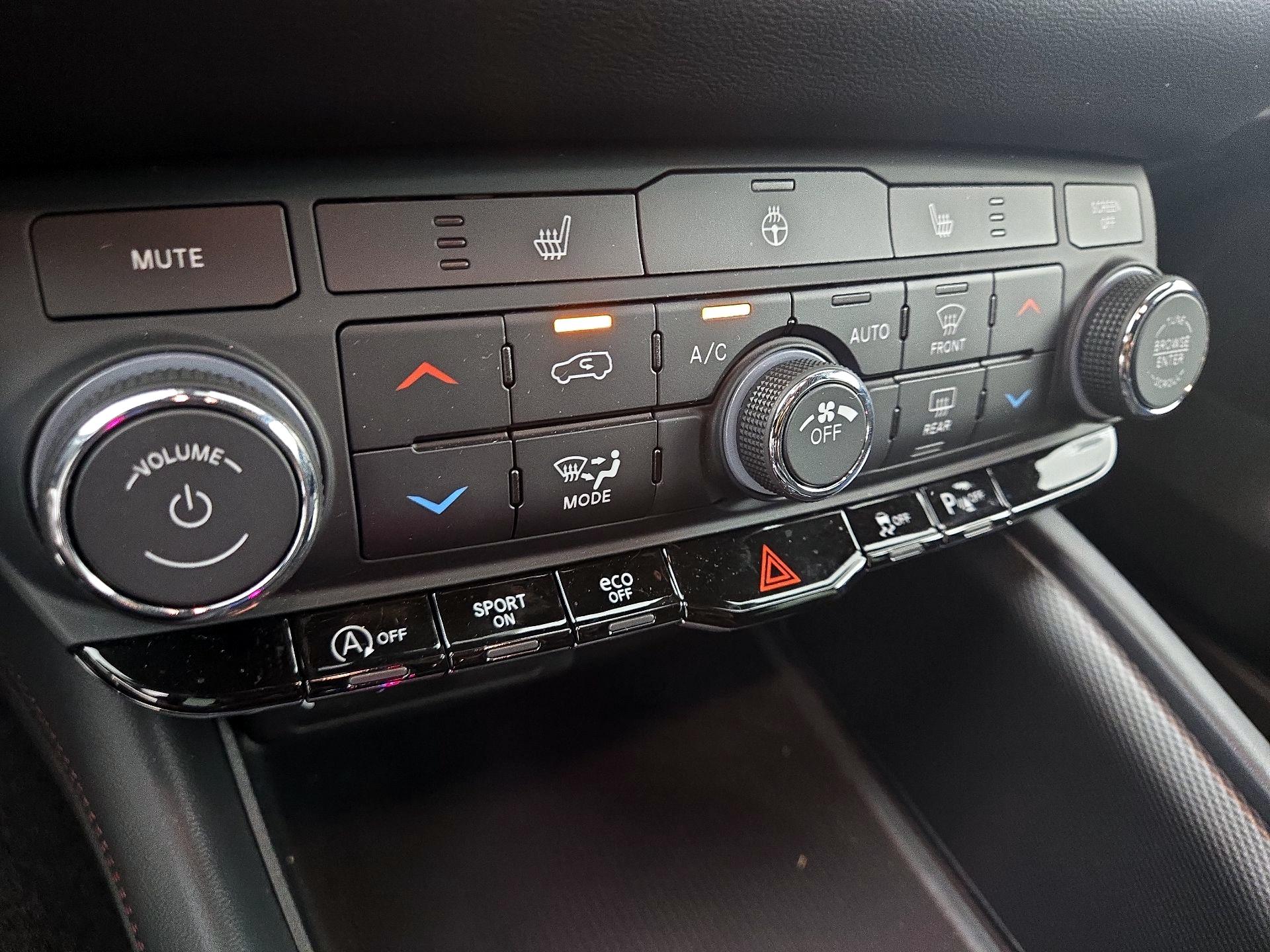 Thumbnail: 2023 Dodge Durango - 14