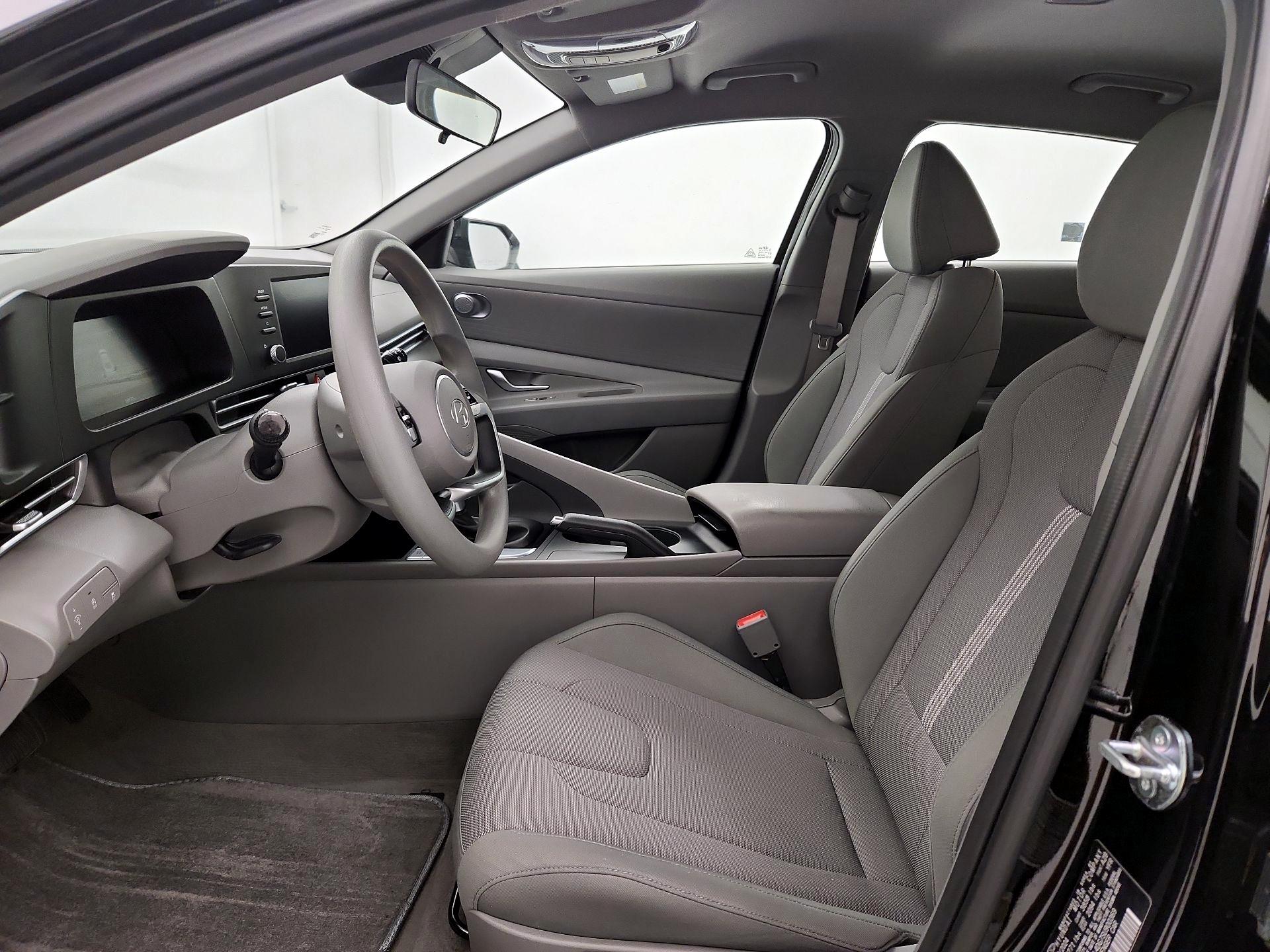Thumbnail: 2025 Hyundai Elantra - 11