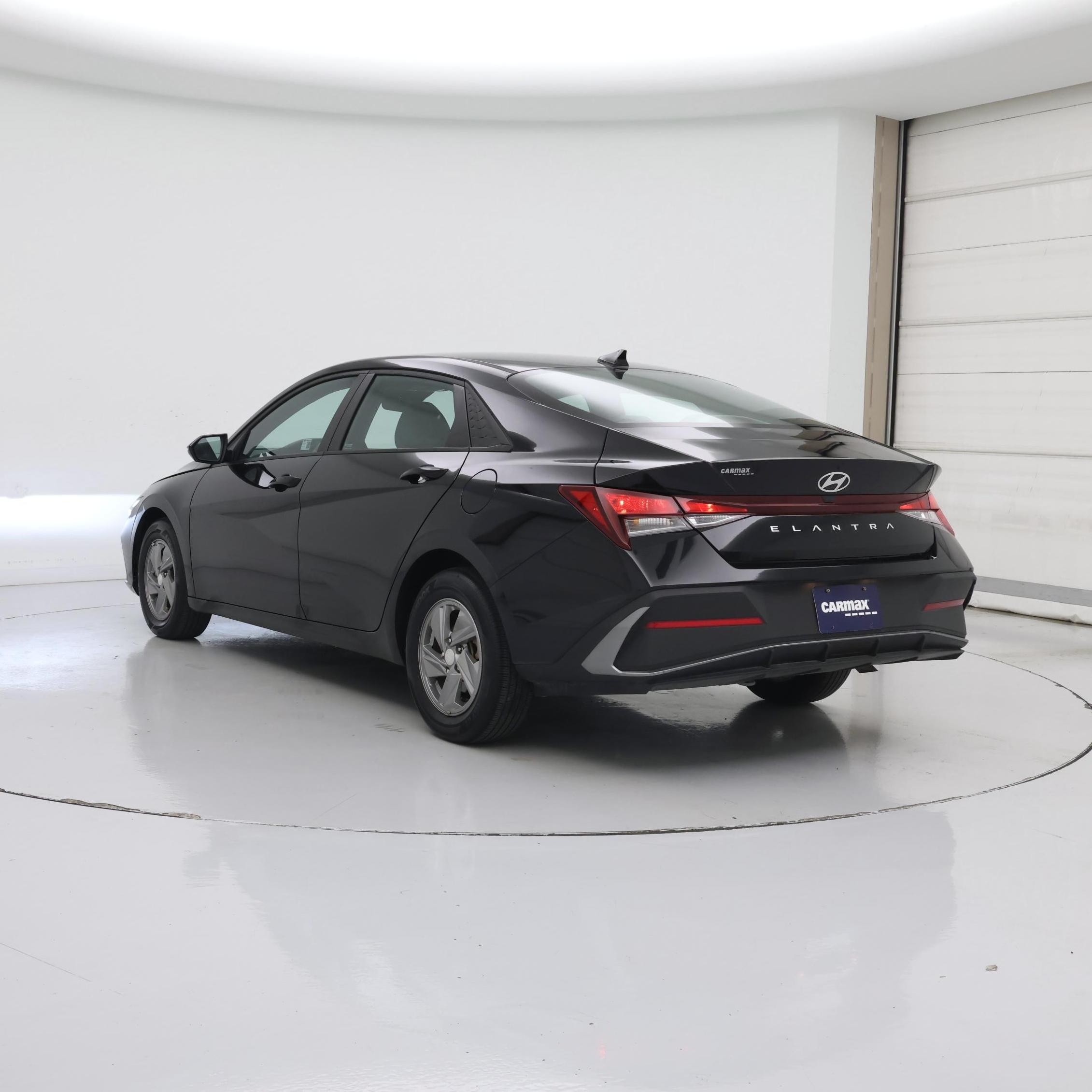 Thumbnail: 2025 Hyundai Elantra - 2