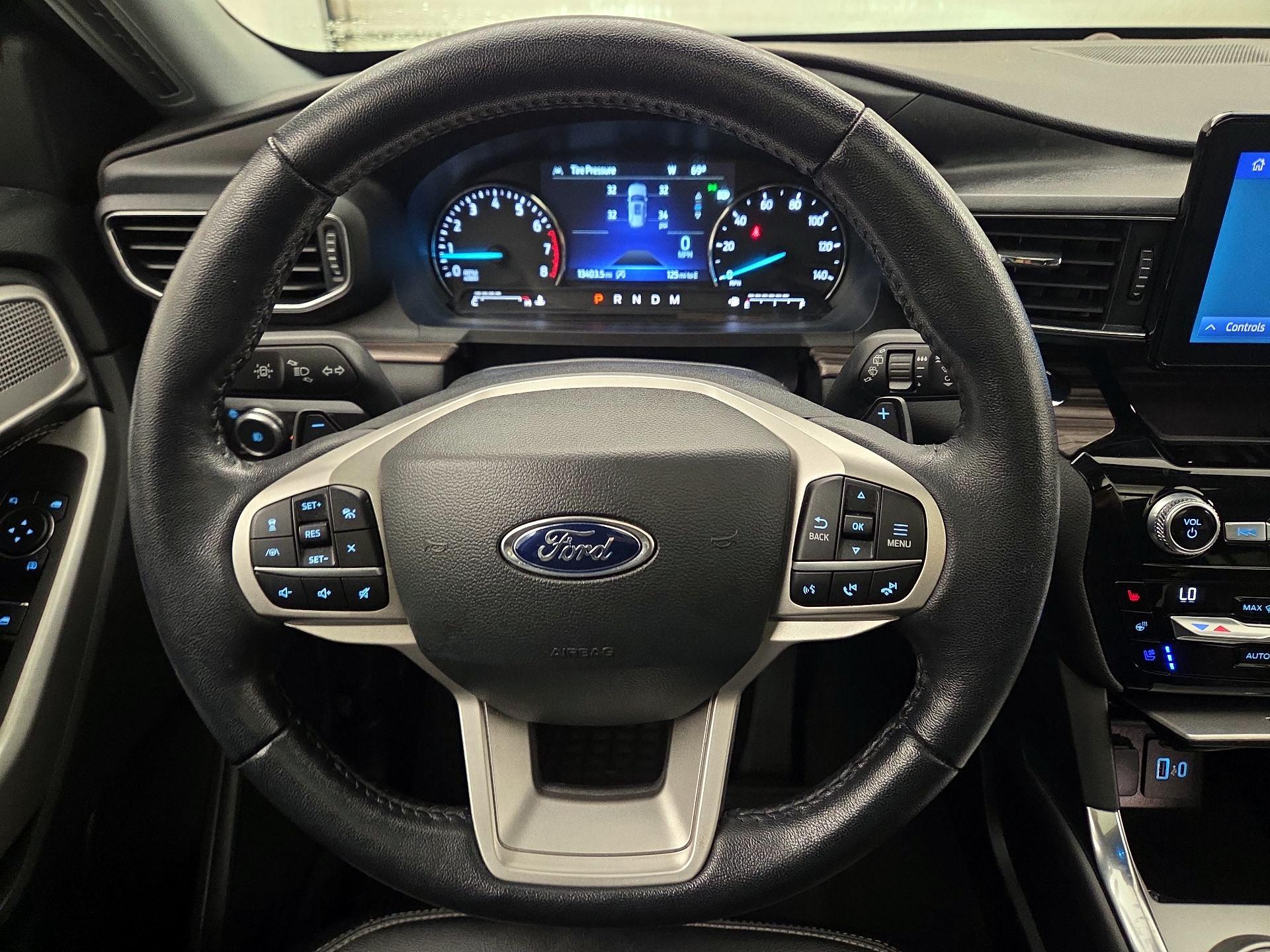 Thumbnail: 2021 Ford Explorer - 10