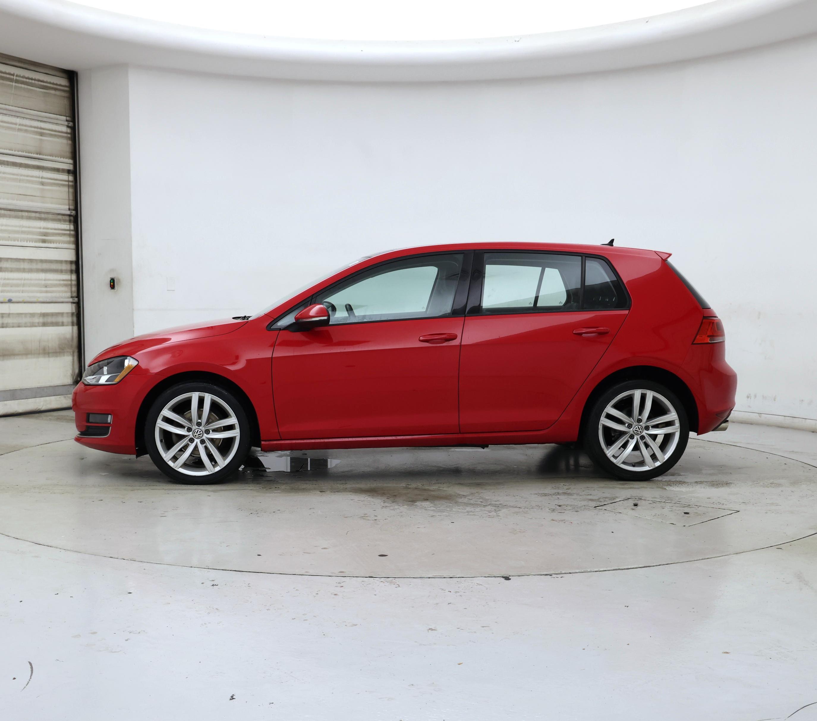Thumbnail: 2017 Volkswagen Golf - 3