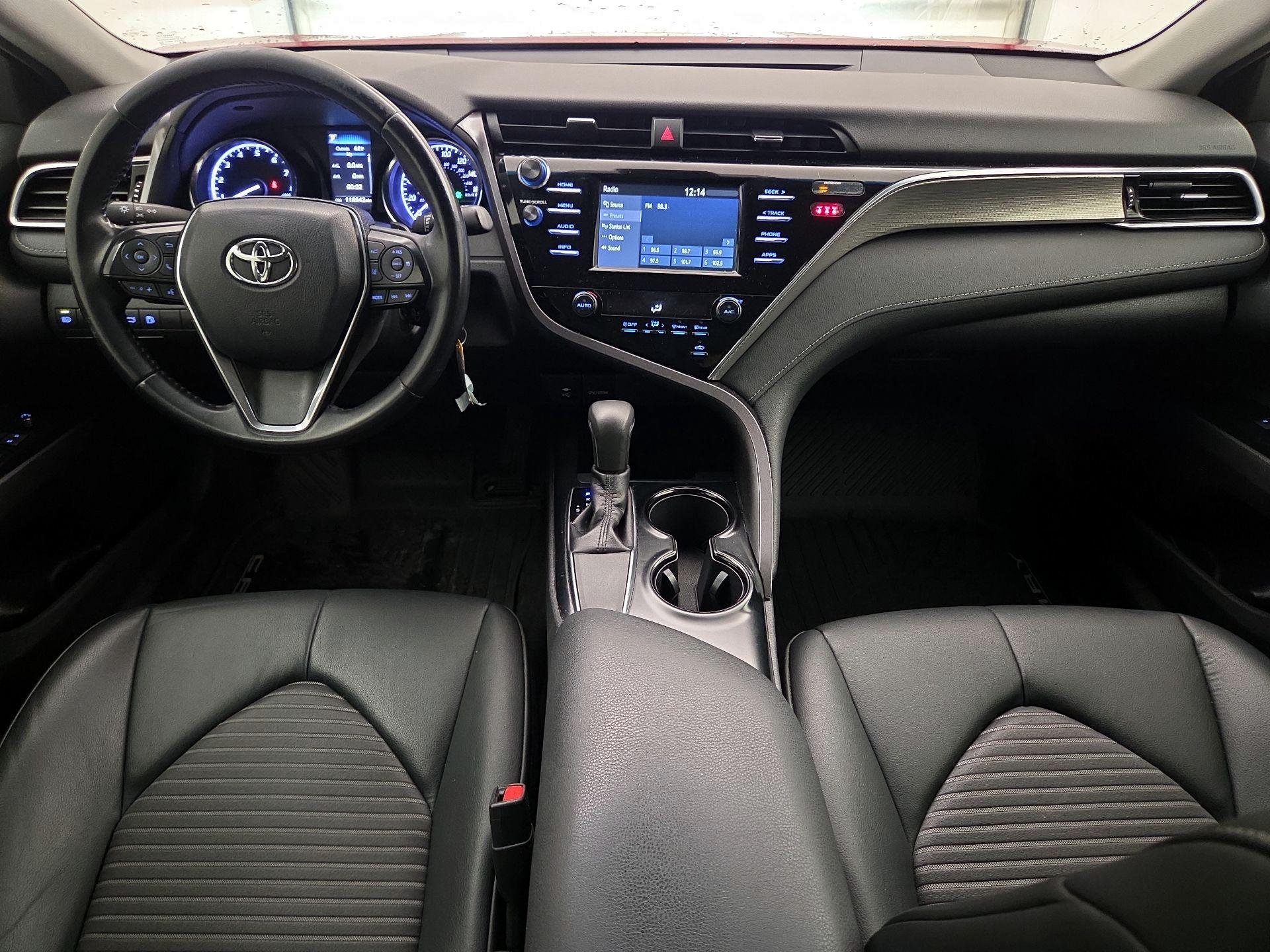 Thumbnail: 2018 Toyota Camry - 9