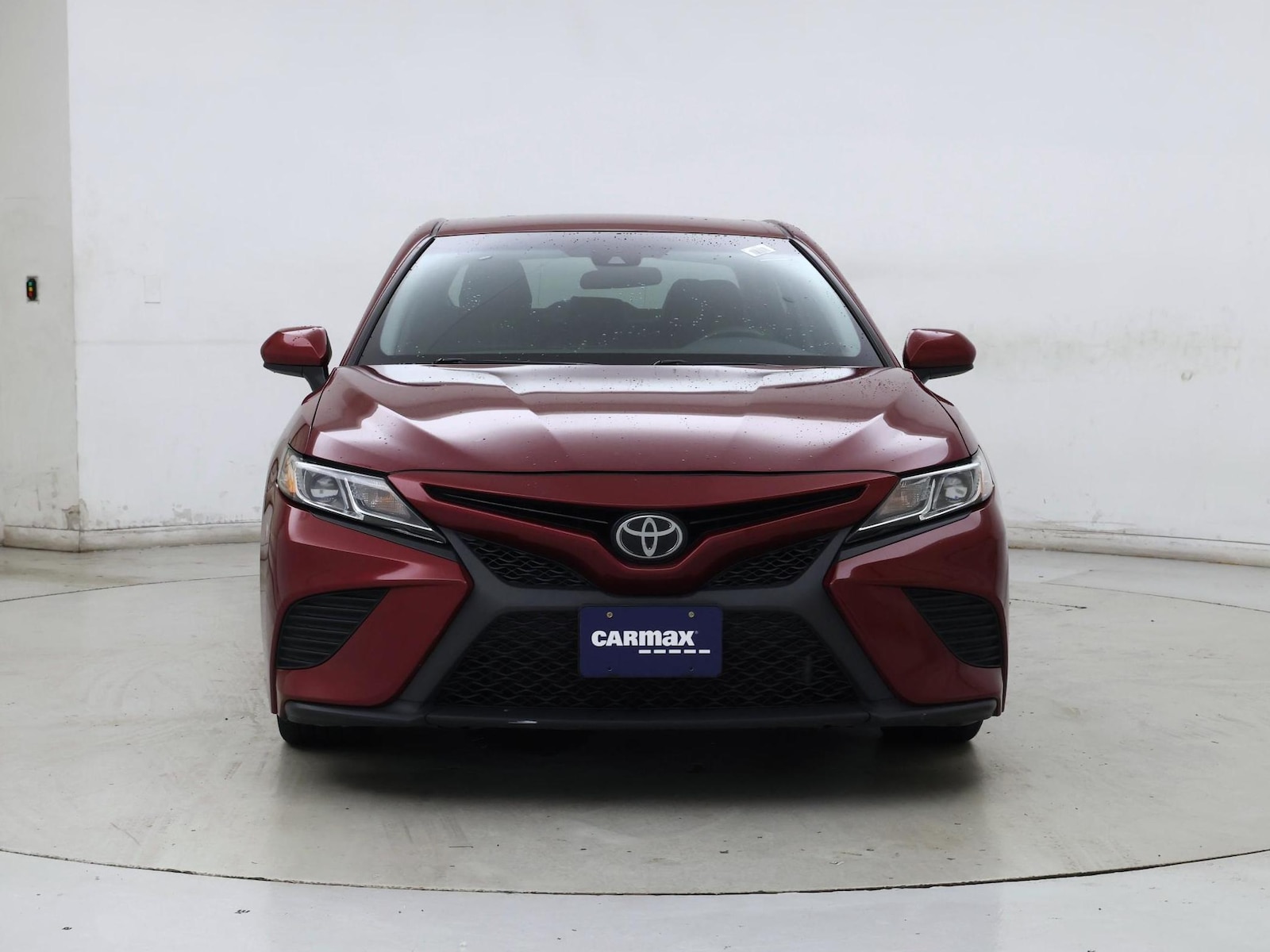 2018 Toyota Camry SE - Photo 6
