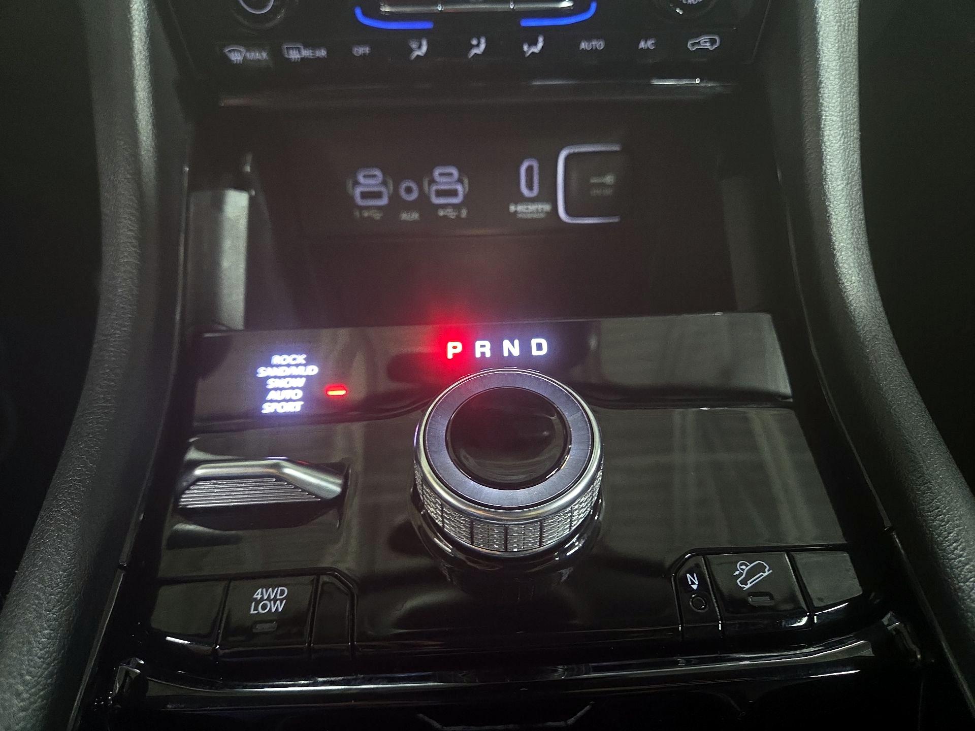 Thumbnail: 2022 Jeep Grand Cherokee - 18