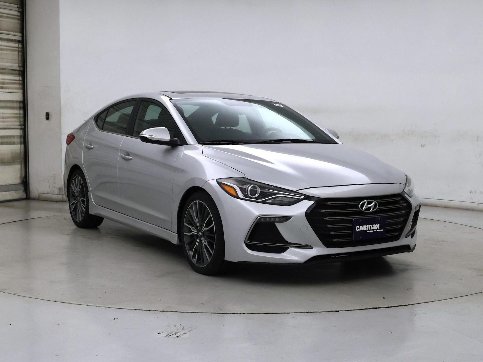 2018 Hyundai Elantra Sport - Photo 2