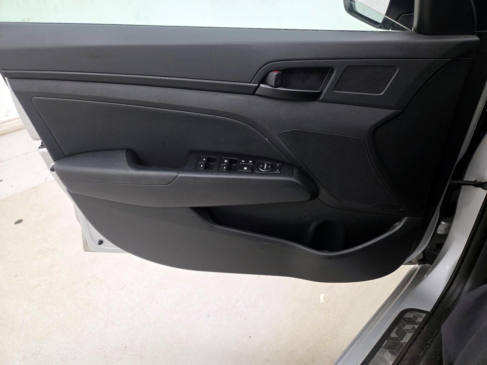 2018 Hyundai Elantra Sport - Photo 13