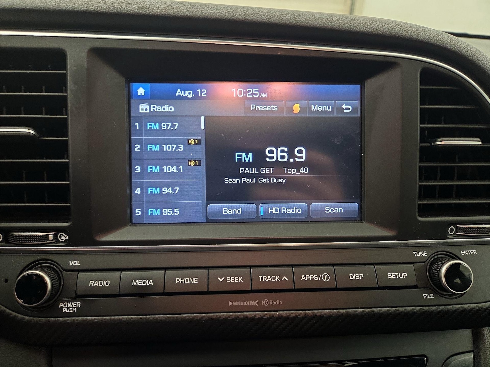 2018 Hyundai Elantra Sport - Photo 16