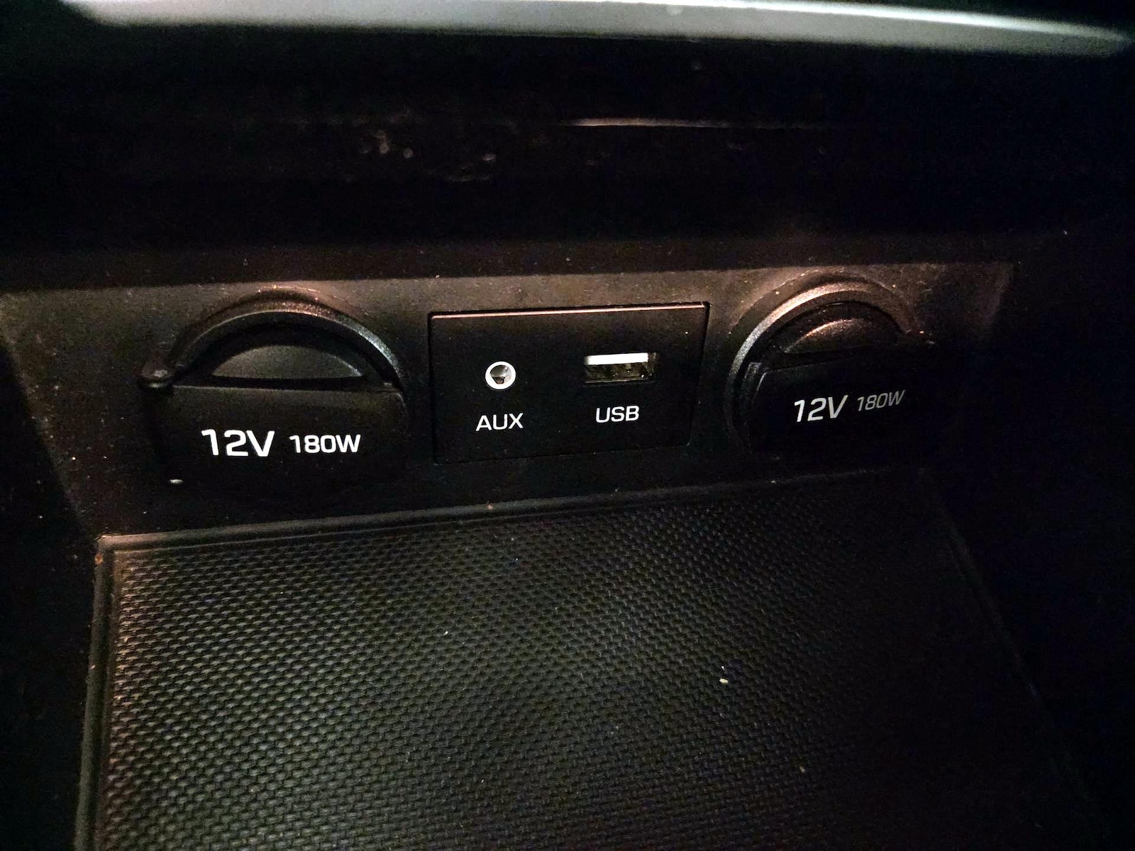 2018 Hyundai Elantra Sport - Photo 19