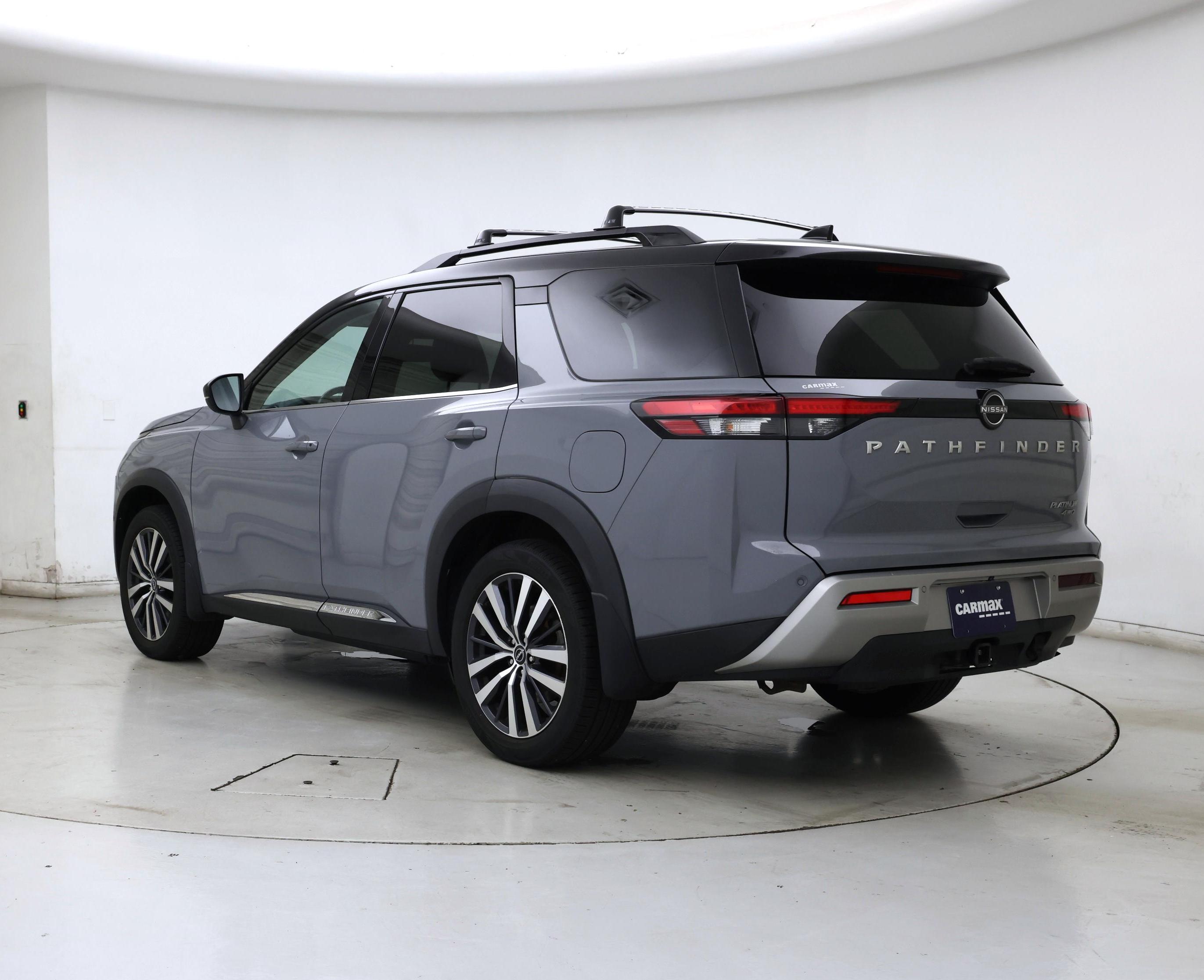 Thumbnail: 2022 Nissan Pathfinder - 2