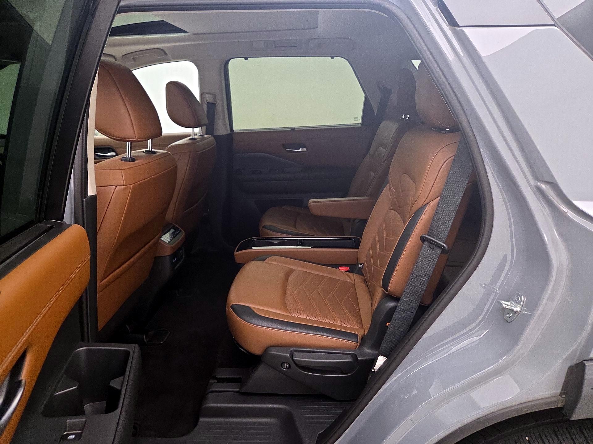 Thumbnail: 2022 Nissan Pathfinder - 20