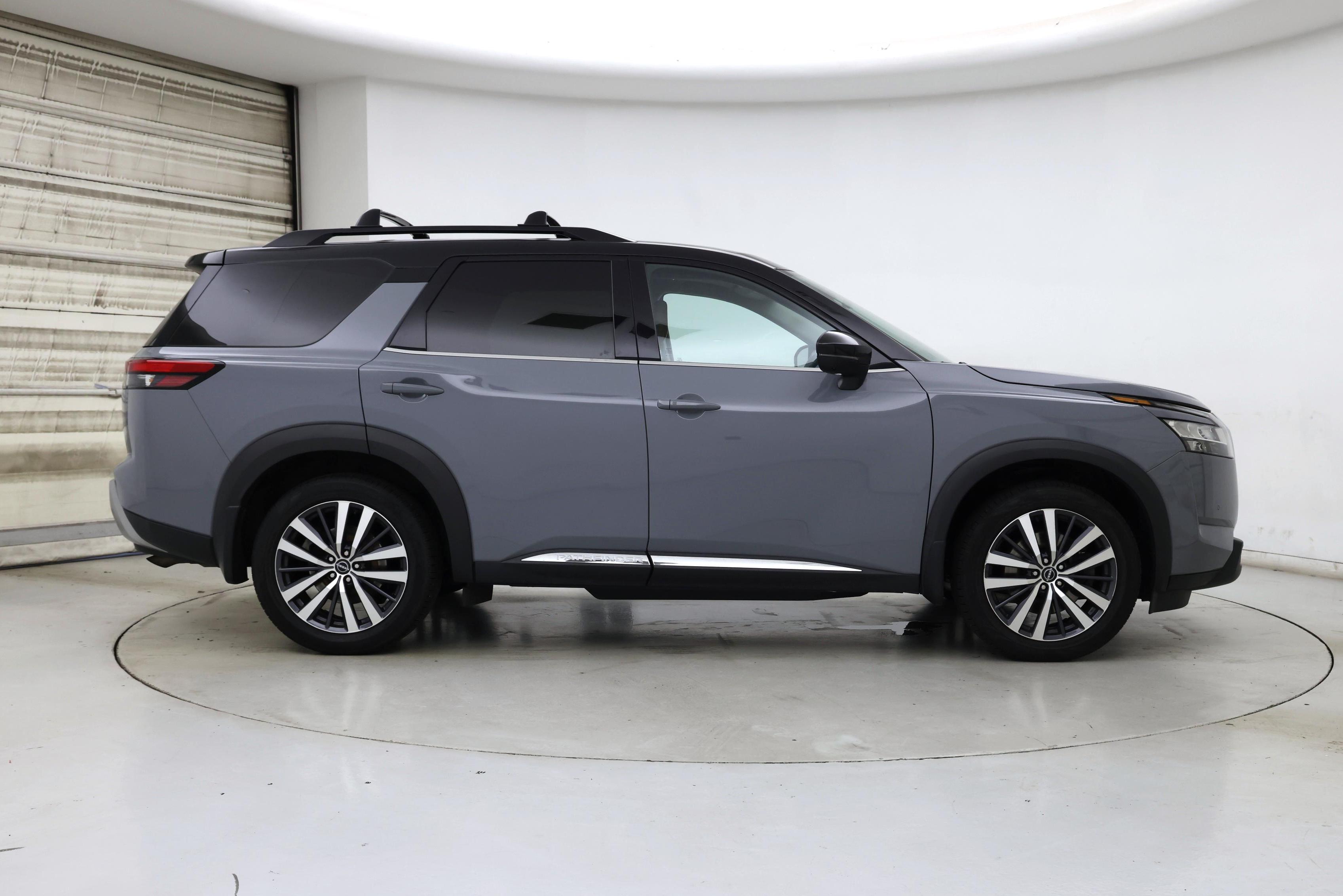 Thumbnail: 2022 Nissan Pathfinder - 7