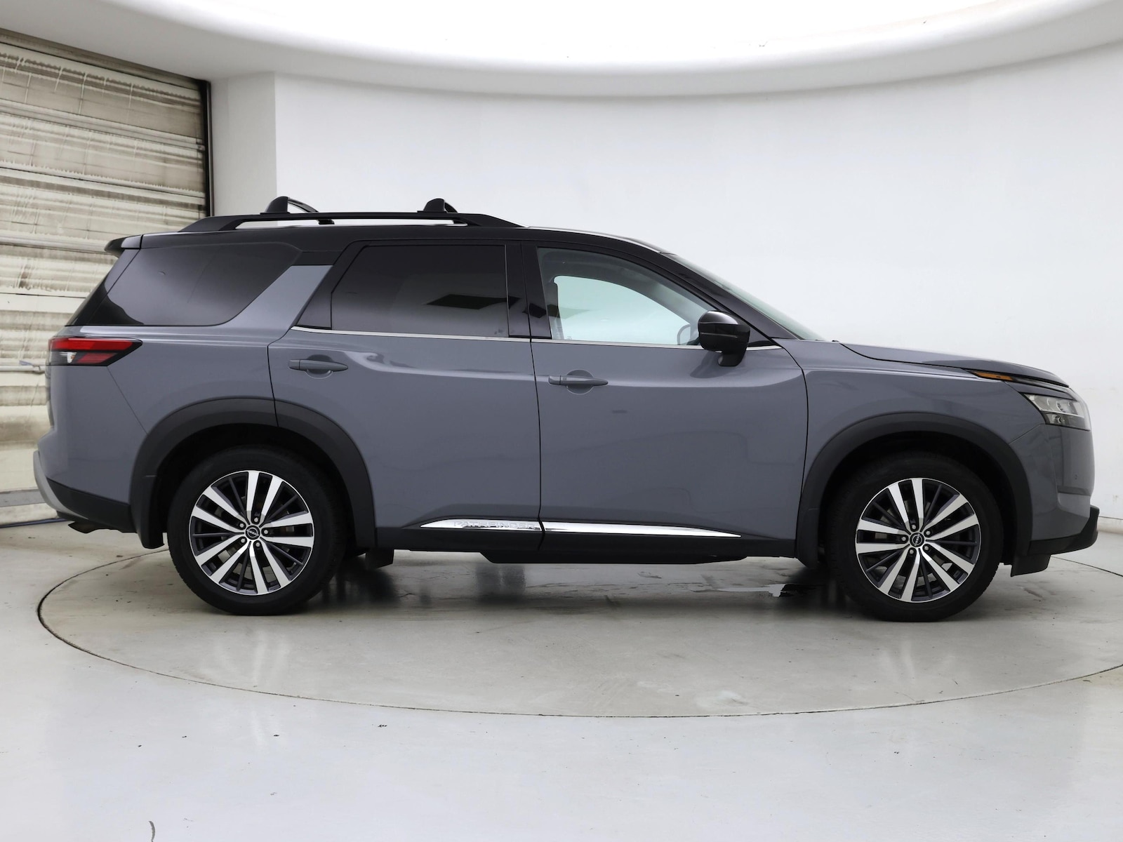 2022 Nissan Pathfinder Platinum - Photo 8