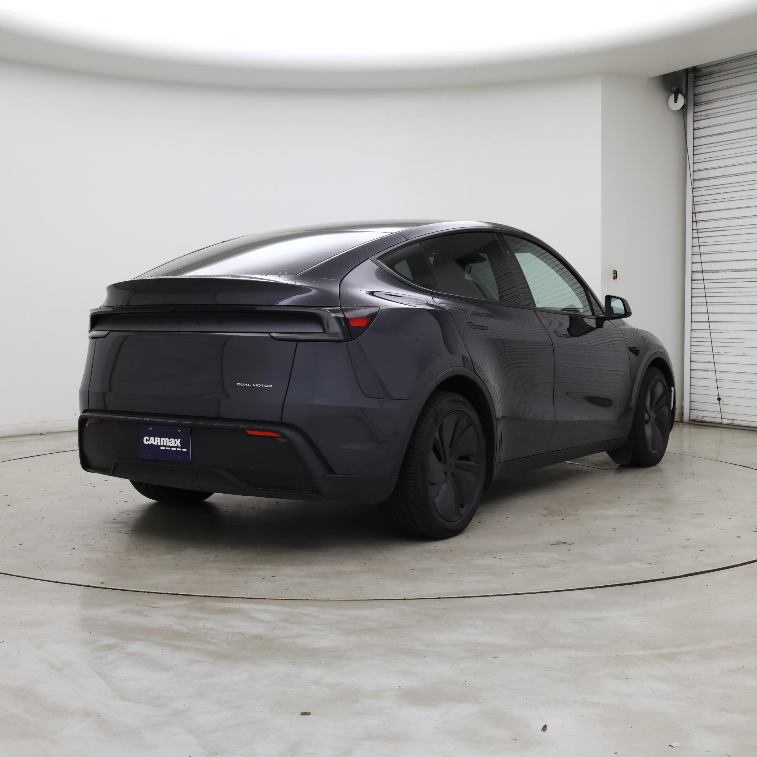 Thumbnail: 2026 Tesla Model Y - 8