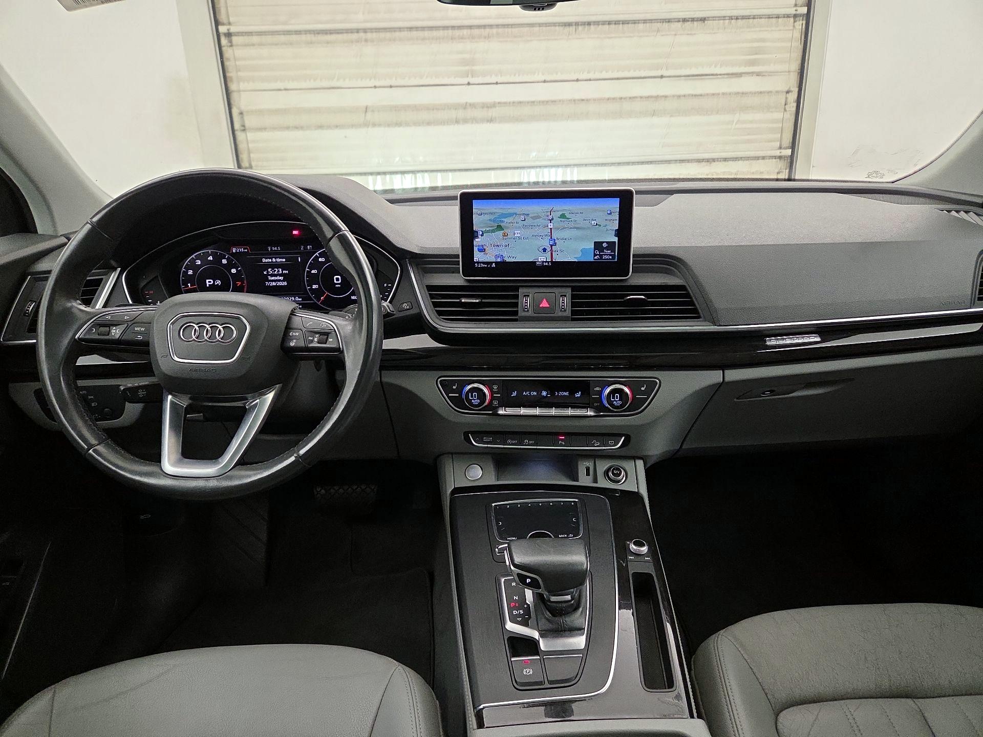 Thumbnail: 2020 Audi Q5 - 9