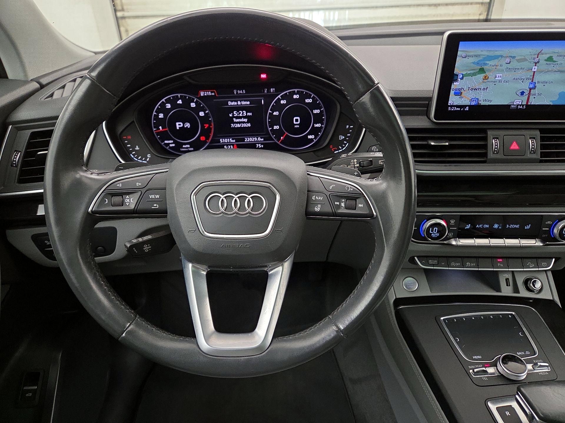 Thumbnail: 2020 Audi Q5 - 10