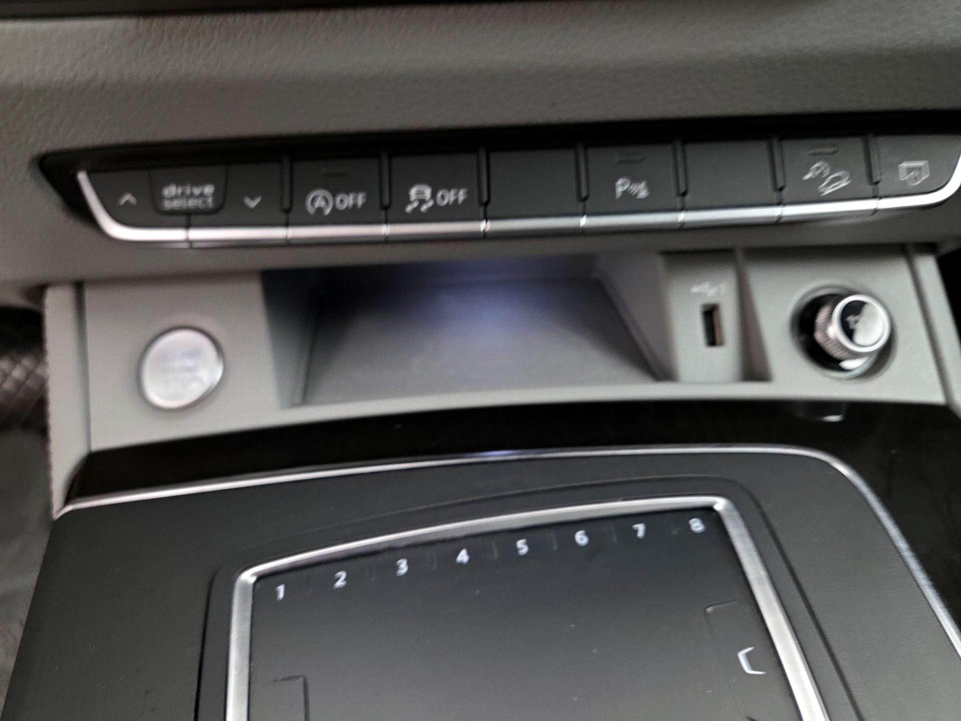 Thumbnail: 2020 Audi Q5 - 19