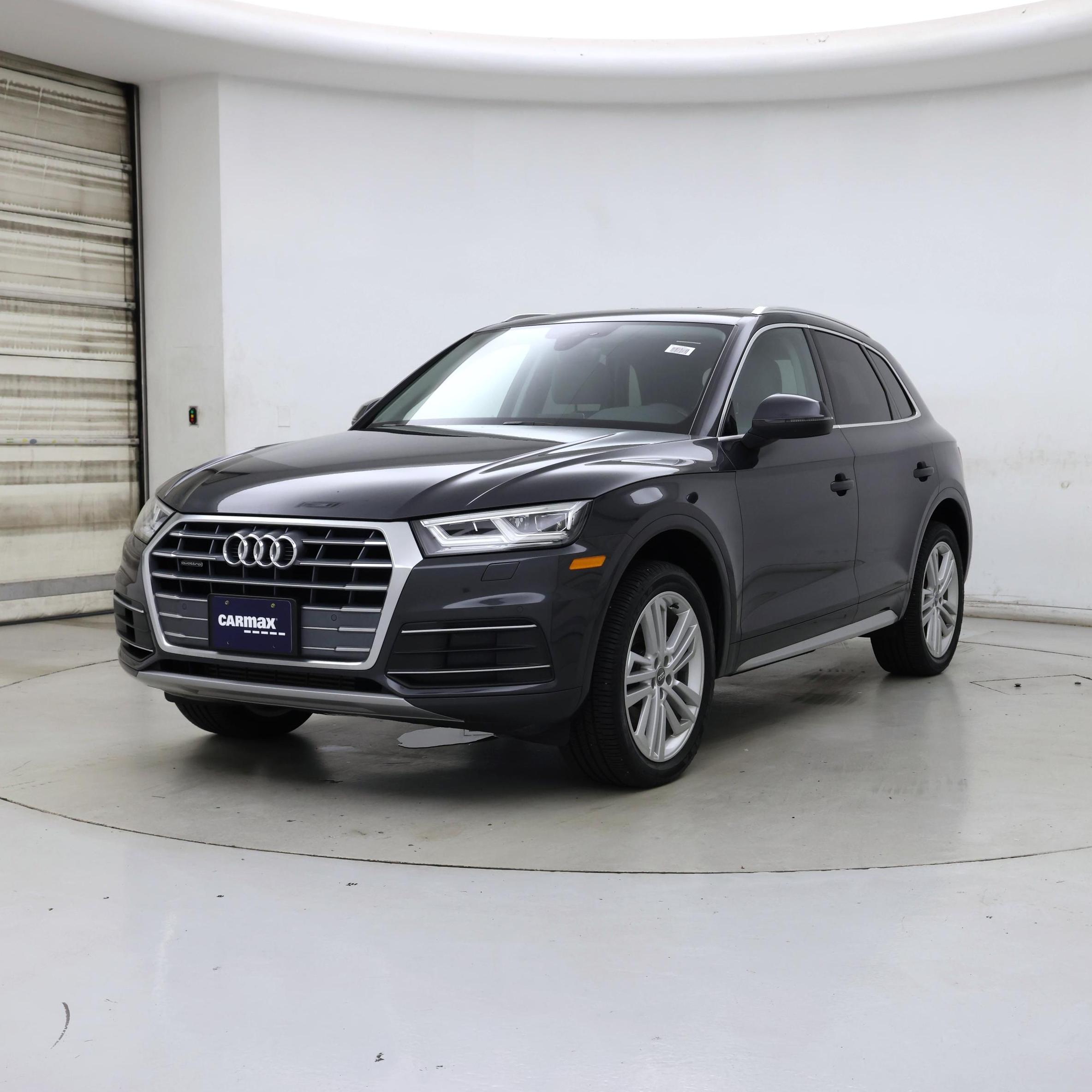 Thumbnail: 2020 Audi Q5 - 4