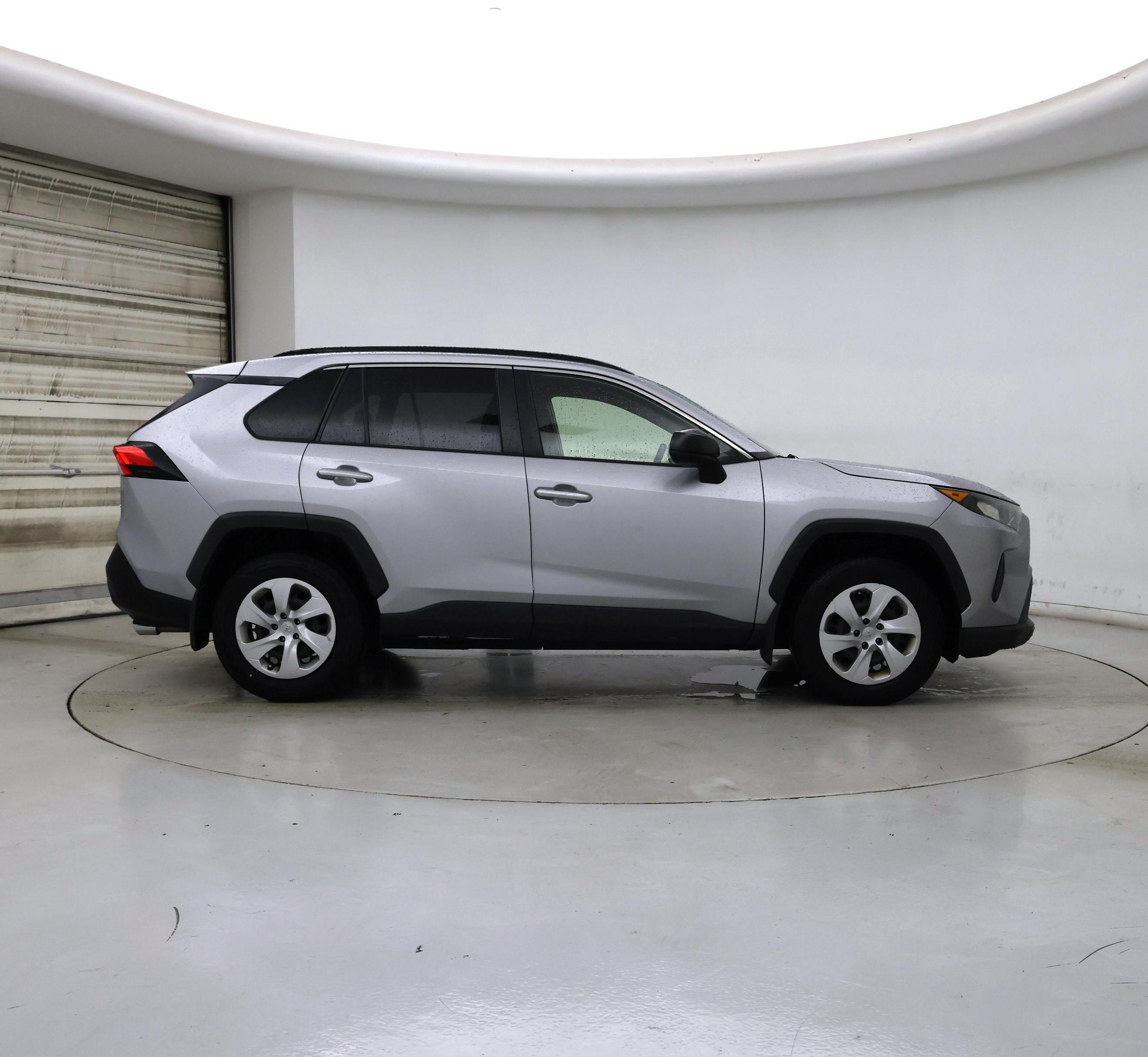 Thumbnail: 2019 Toyota RAV4 - 7