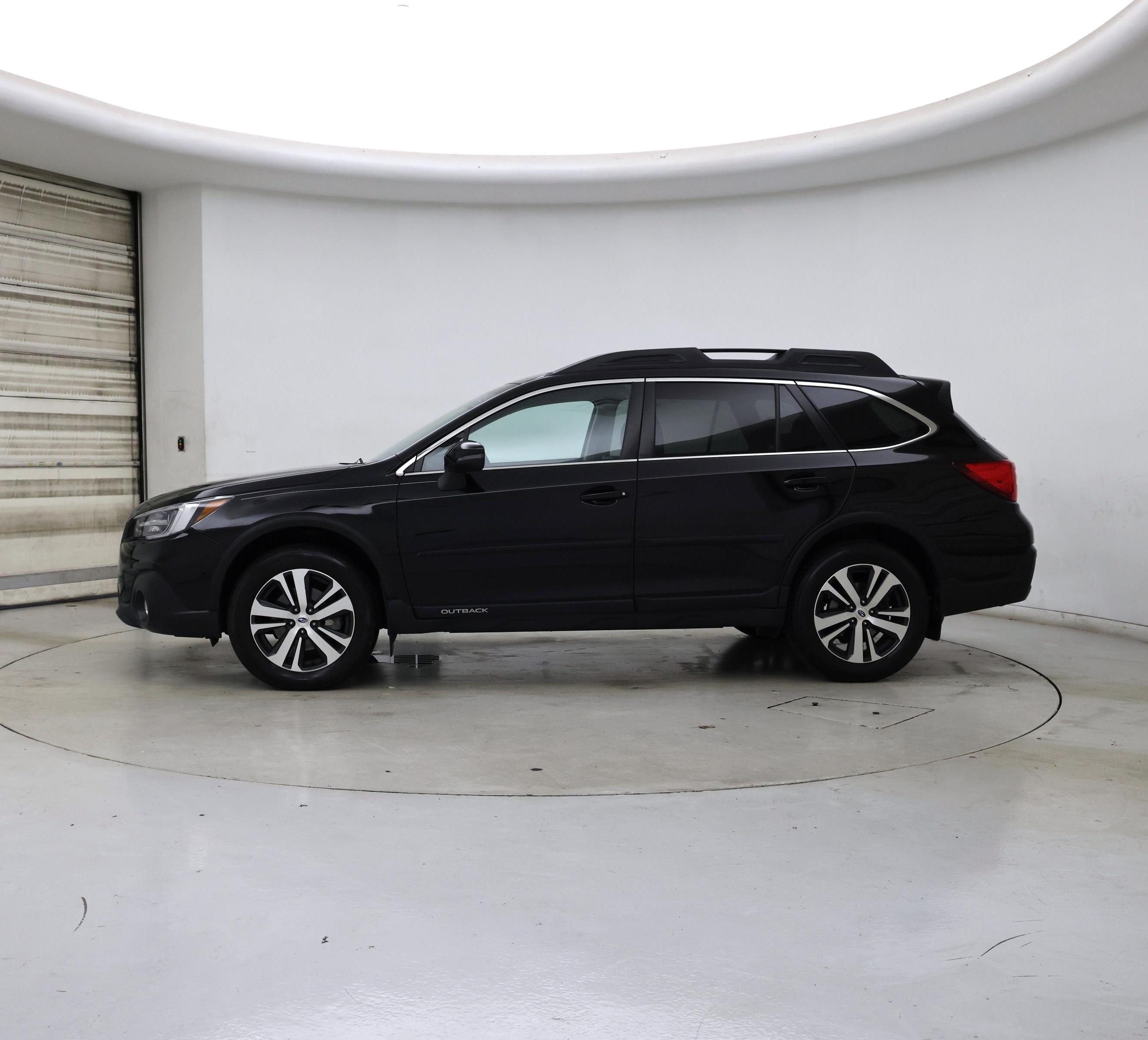 Thumbnail: 2018 Subaru Outback - 3