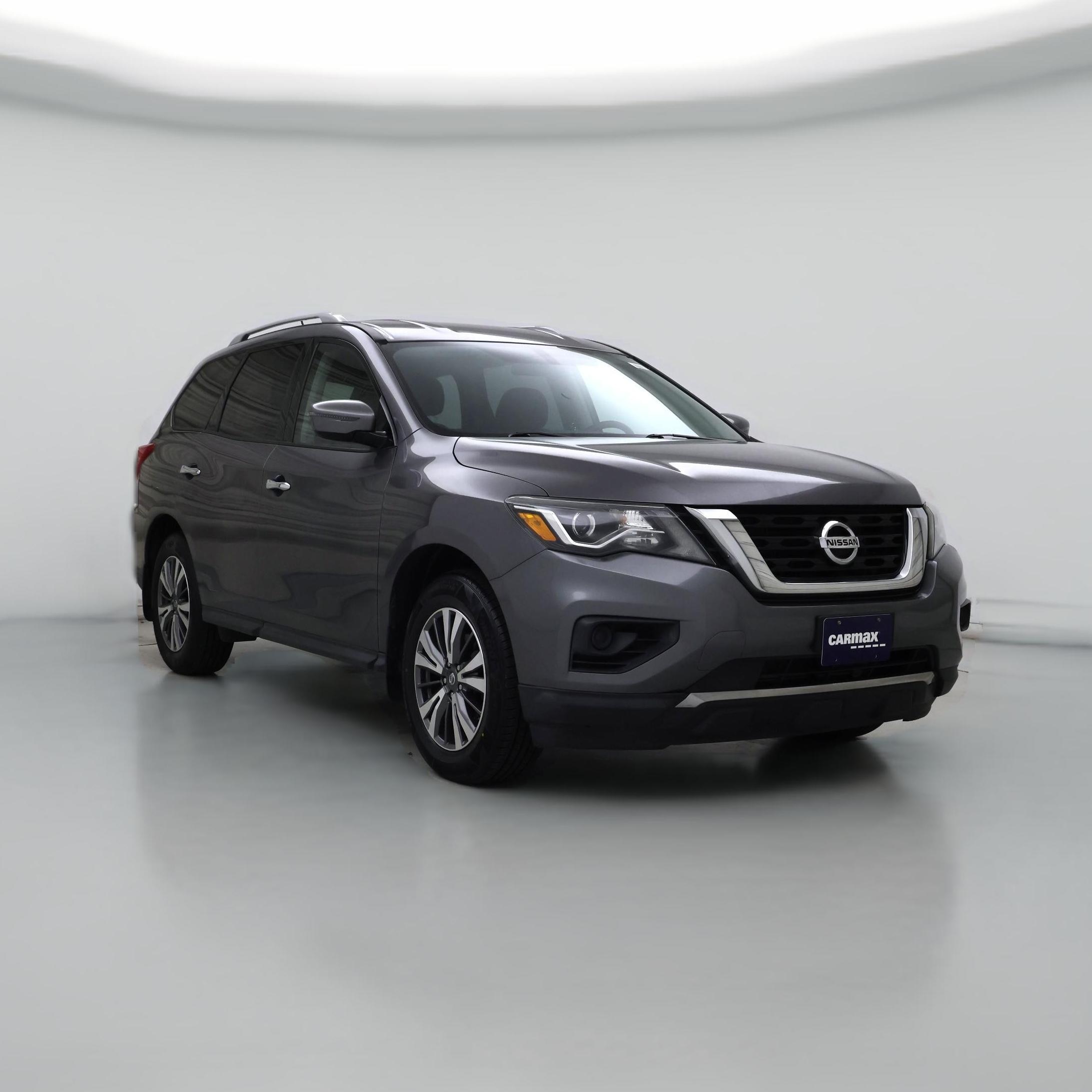 Thumbnail: 2017 Nissan Pathfinder - 1